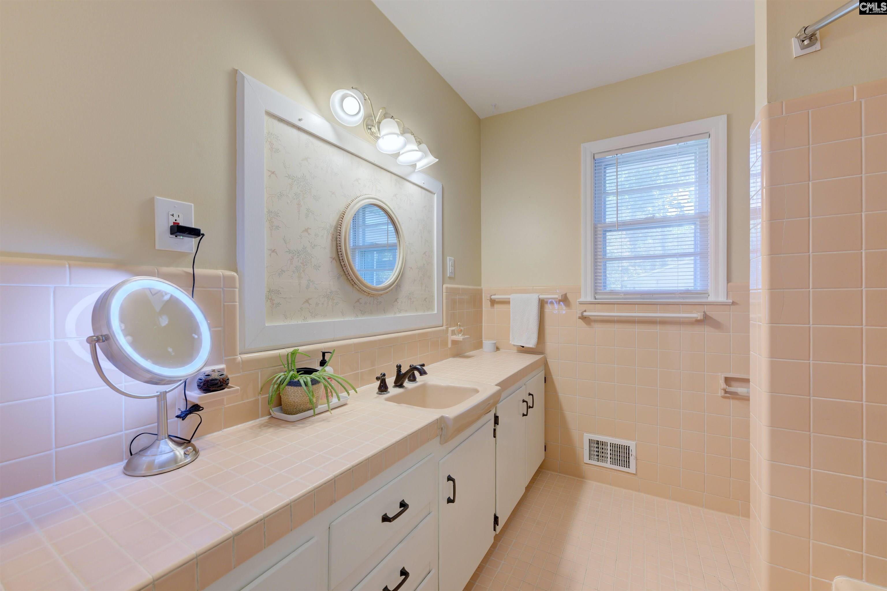 3203 Petigru Street Columbia, SC 29204