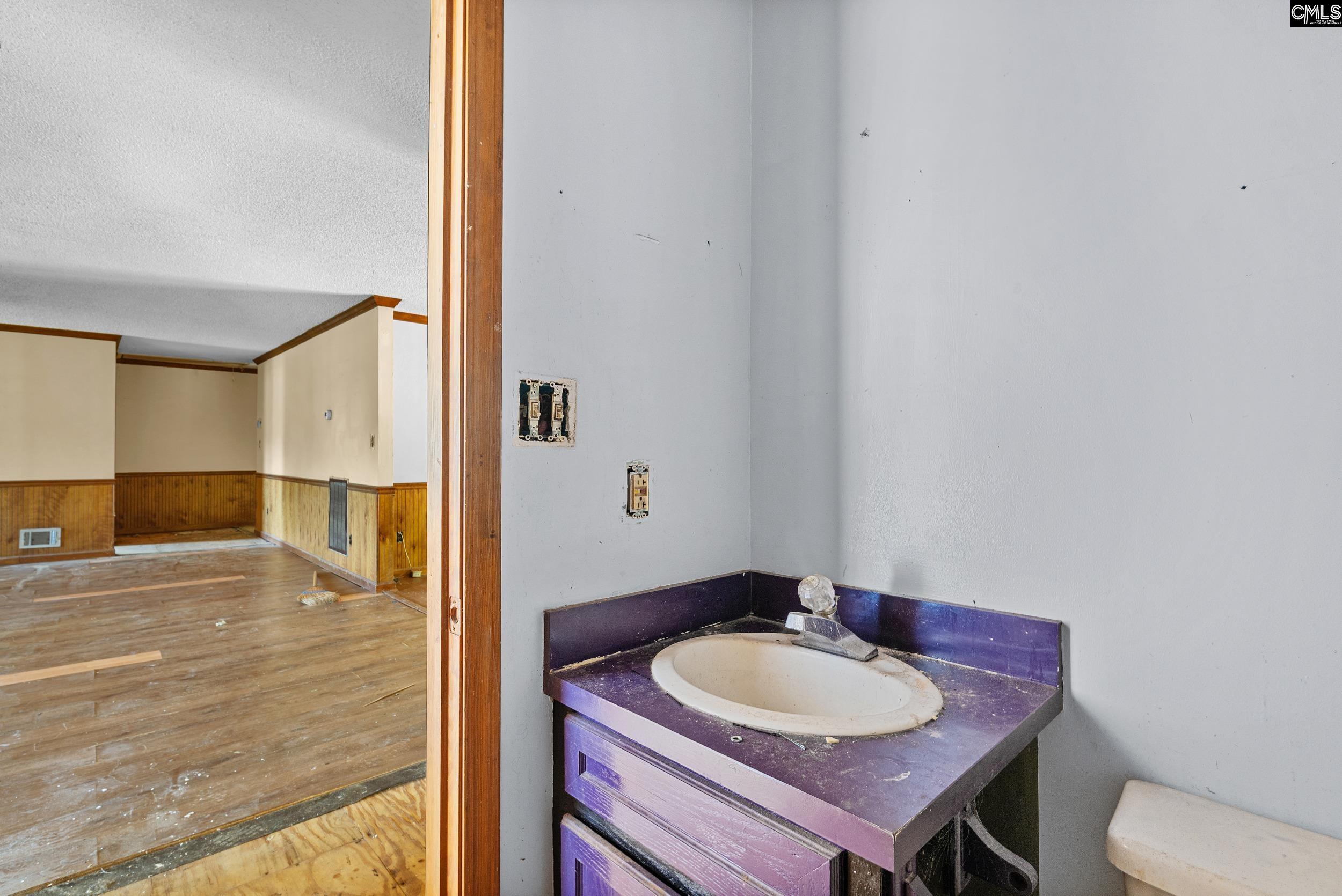440 Harmon Road Hopkins, SC 29061