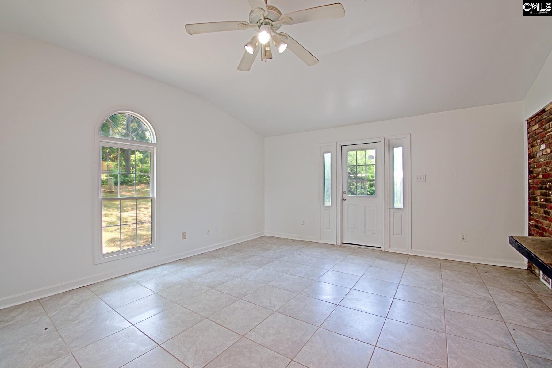 112 Royal Tower Dr Irmo, SC 29063-2318