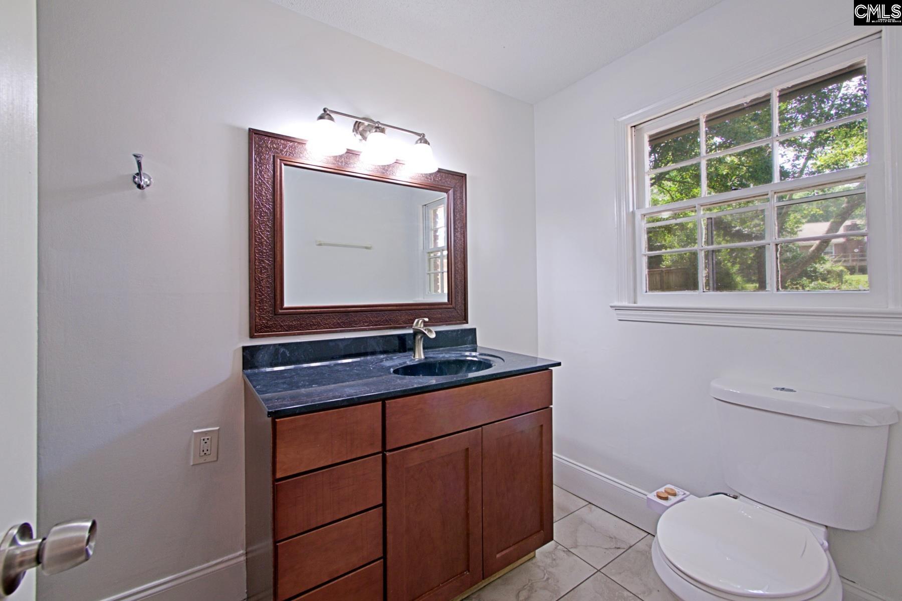 112 Royal Tower Dr Irmo, SC 29063-2318