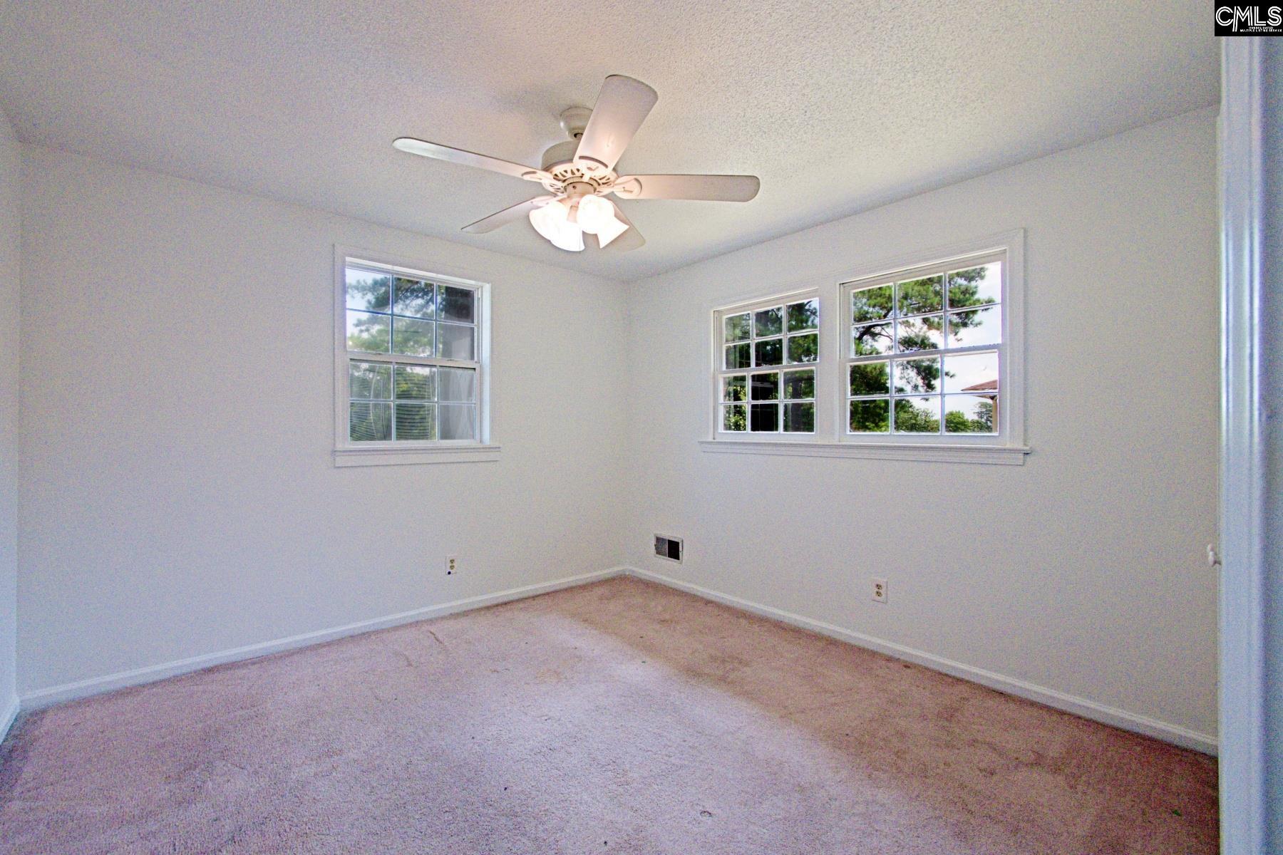 112 Royal Tower Dr Irmo, SC 29063-2318