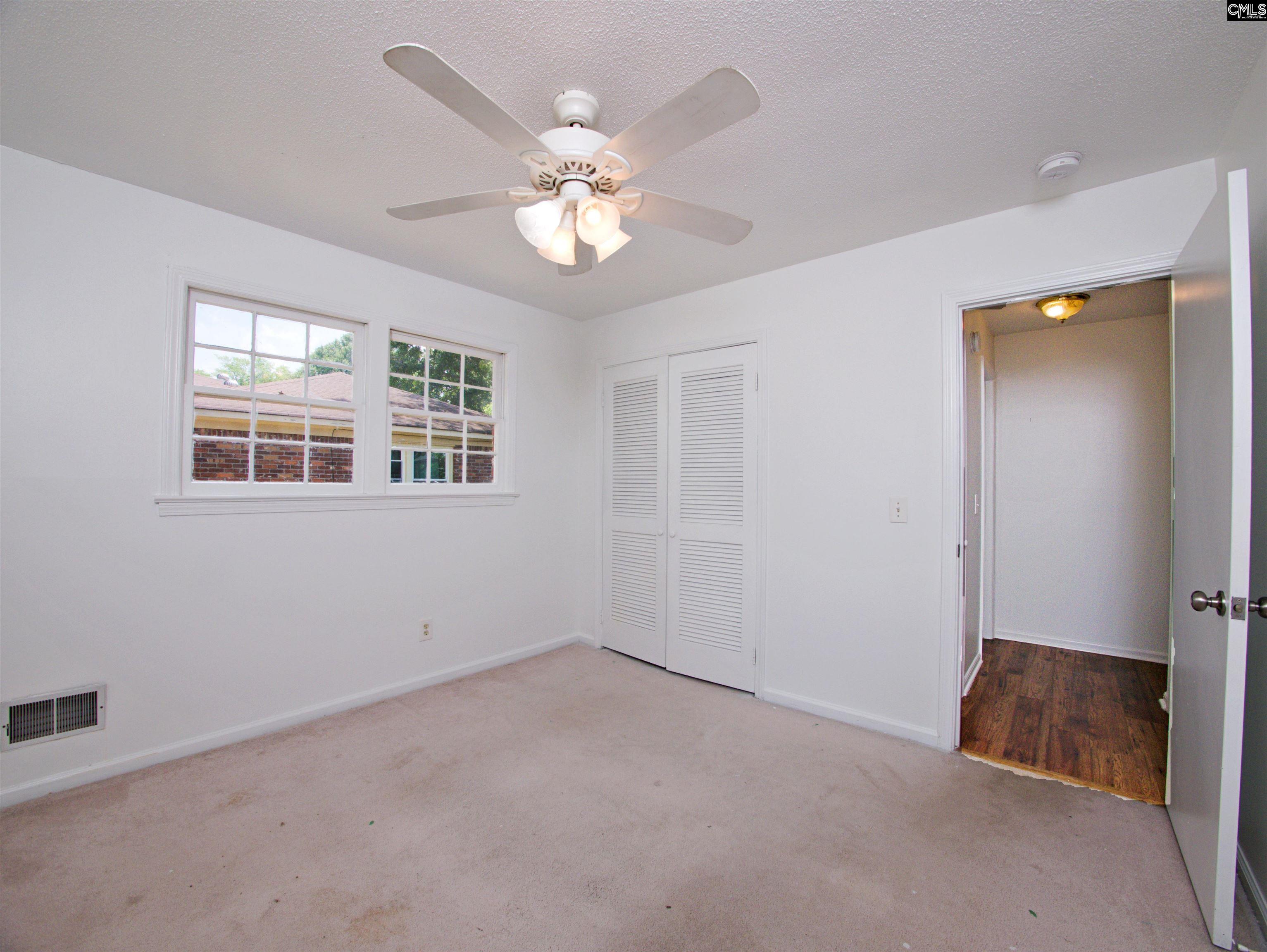 112 Royal Tower Dr Irmo, SC 29063-2318