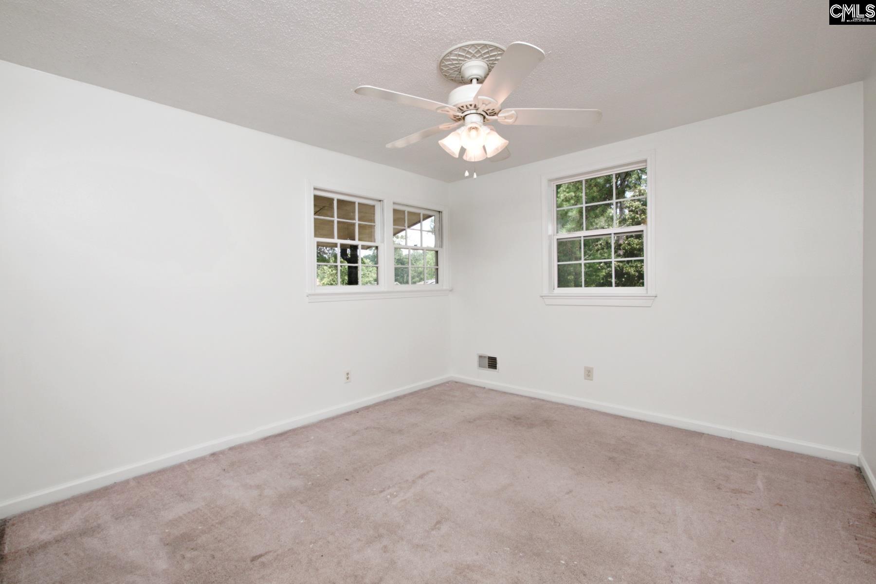 112 Royal Tower Dr Irmo, SC 29063-2318