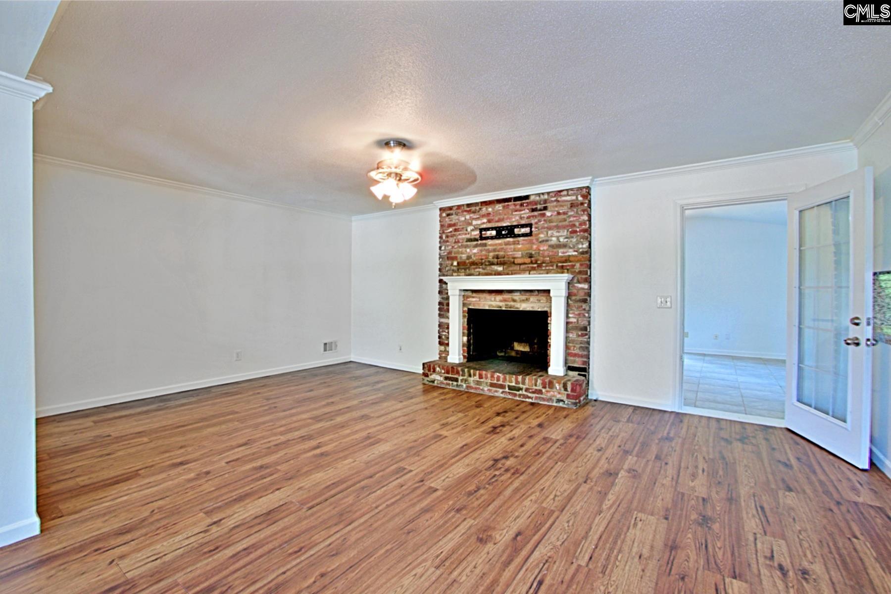 112 Royal Tower Dr Irmo, SC 29063-2318