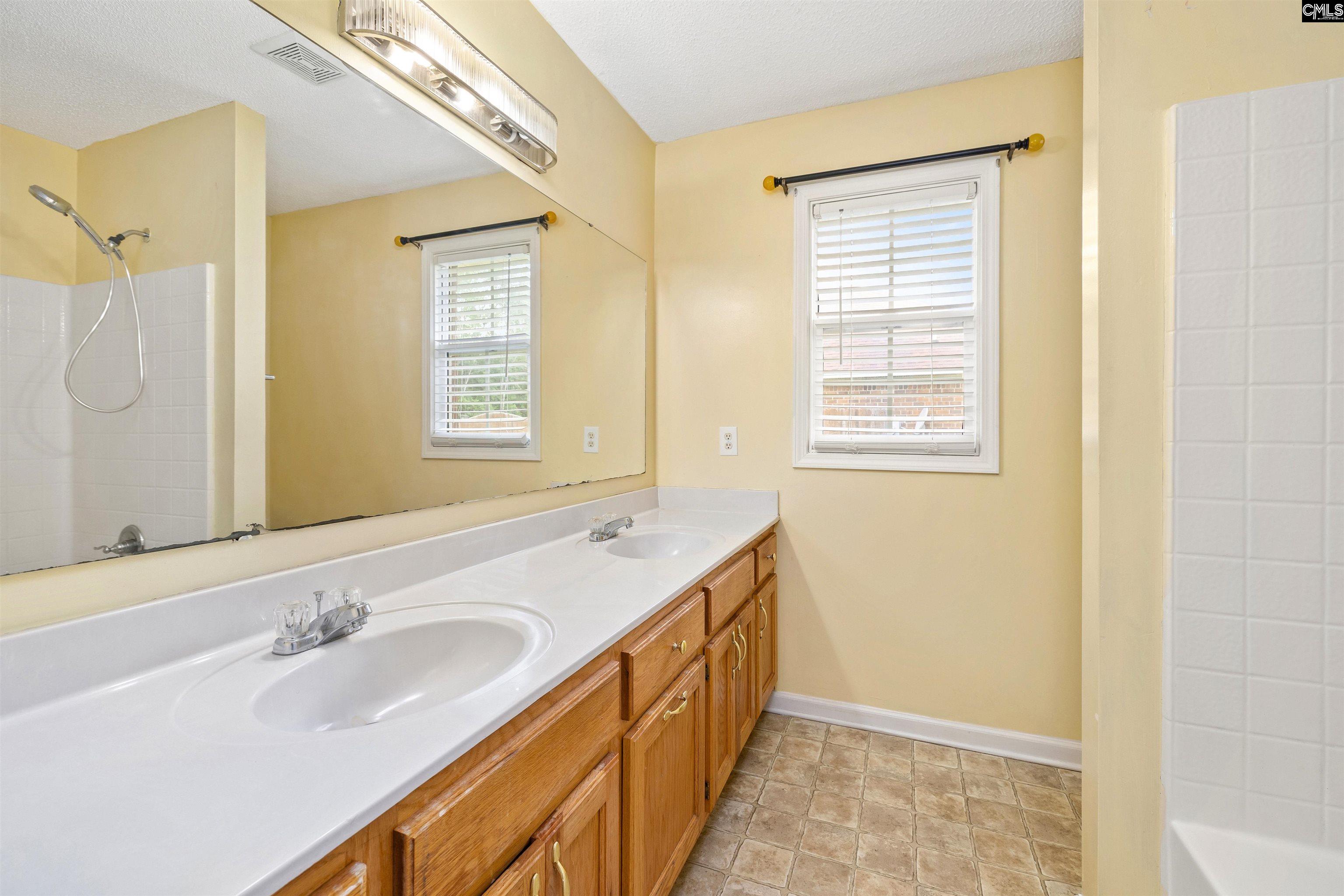 75 Hidden Bay Dr Sumter, SC 29154