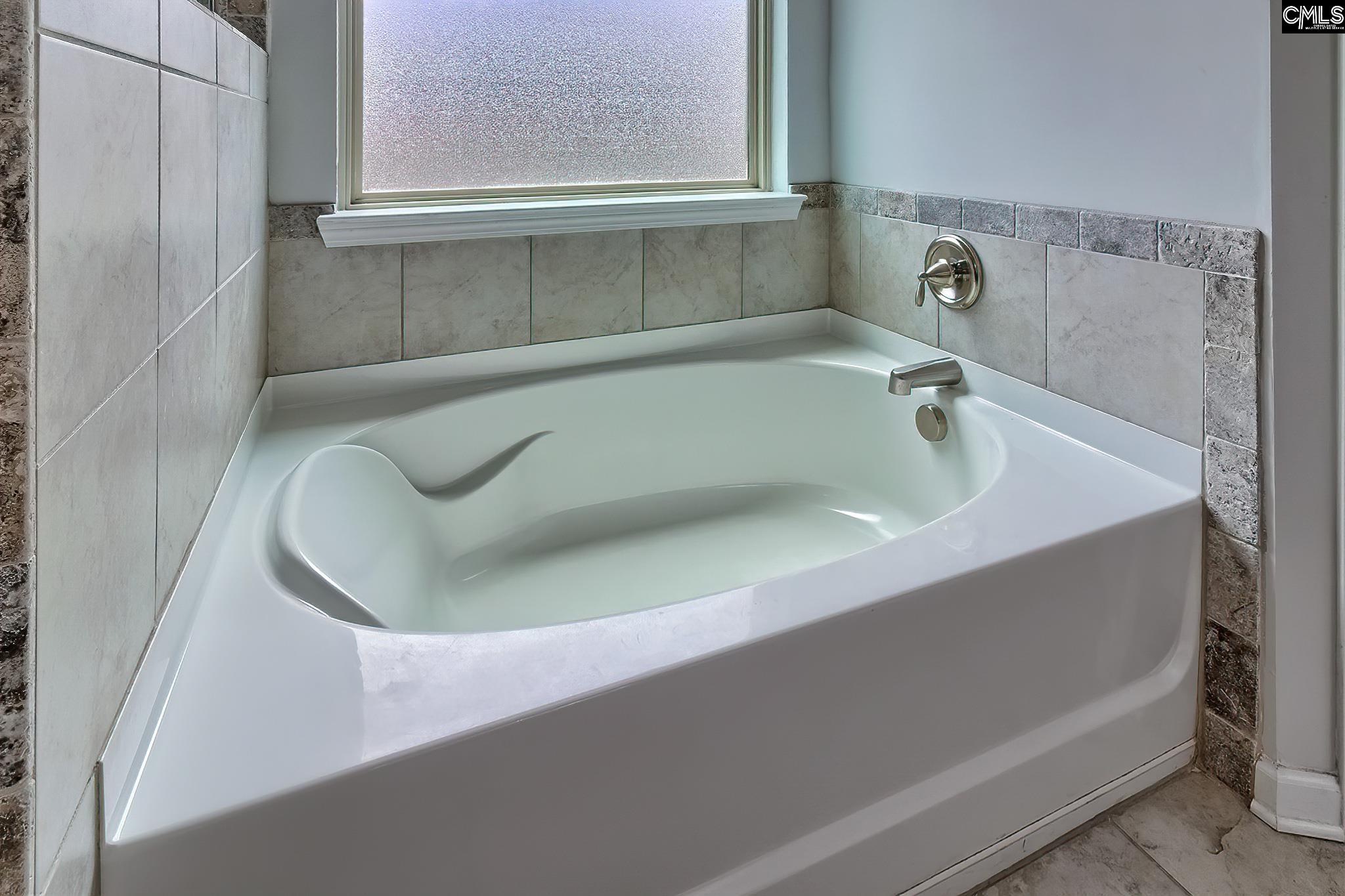 1043 Moore Gate Court Lexington, SC 29073