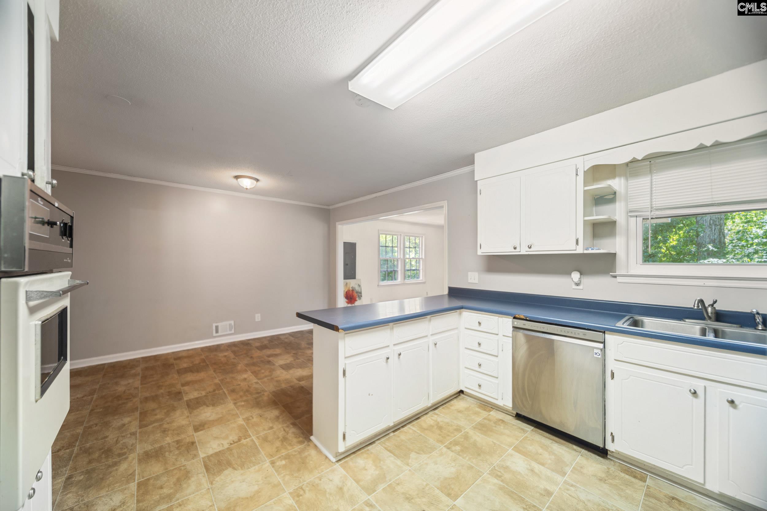 2126 Rolling Hills Road Columbia, SC 29210