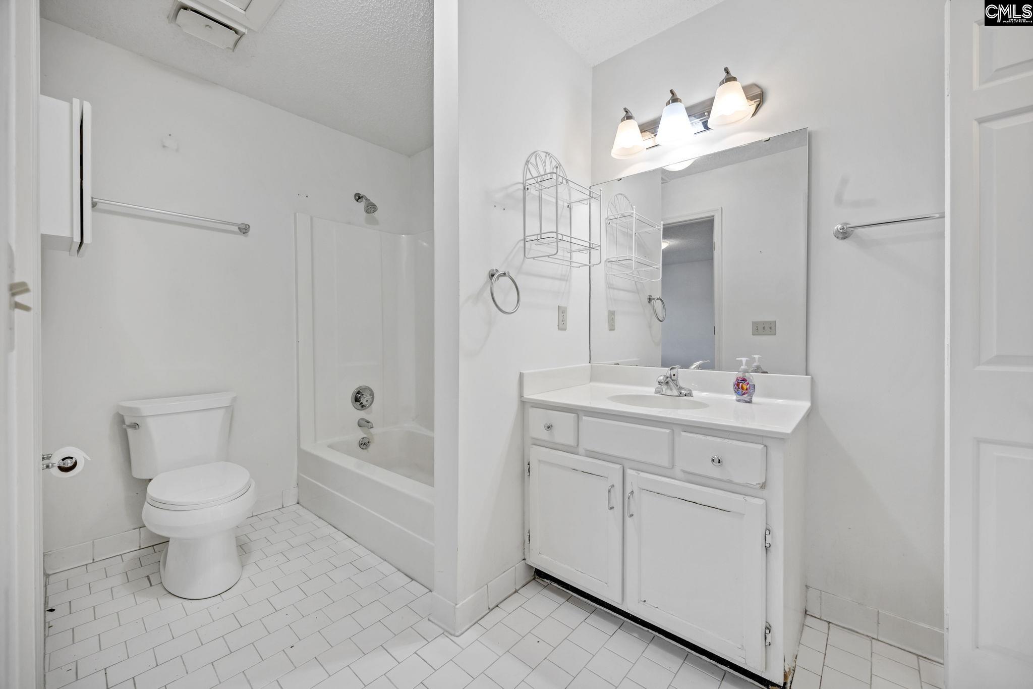 13 Arcadia Cove Columbia, SC 29206