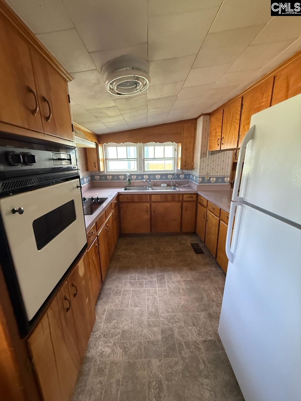 118 Glenn Street Newberry, SC 29108