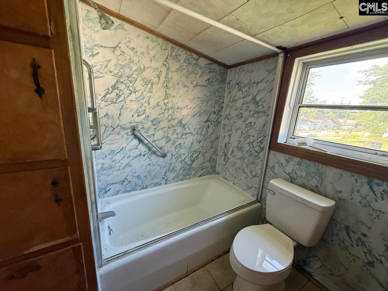118 Glenn Street Newberry, SC 29108
