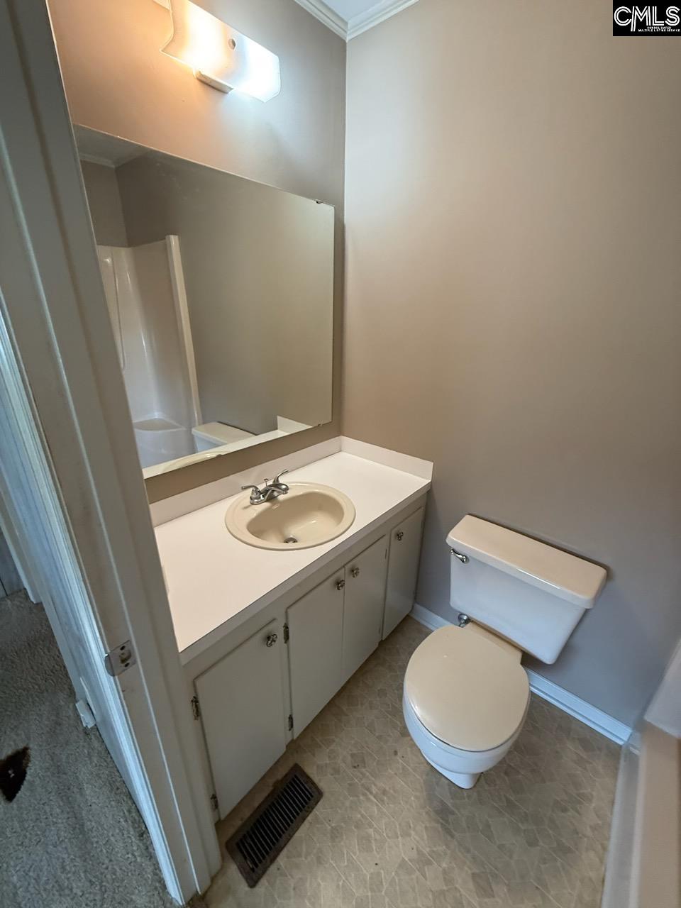 118 Glenn Street Newberry, SC 29108