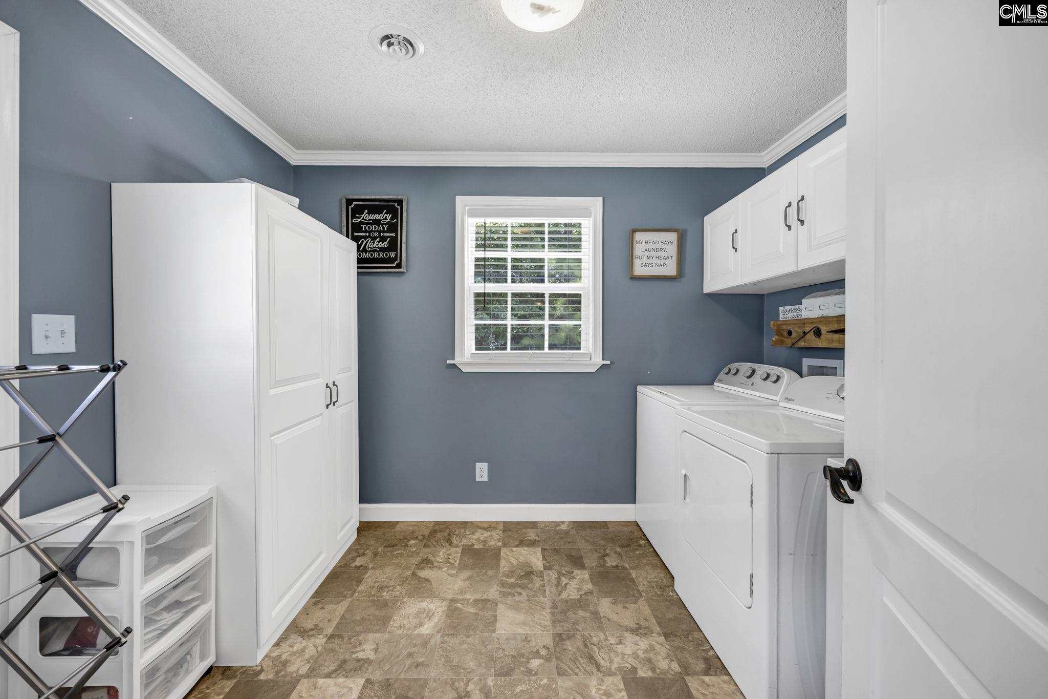 1077 Cedar Lane Leesville, SC 29070