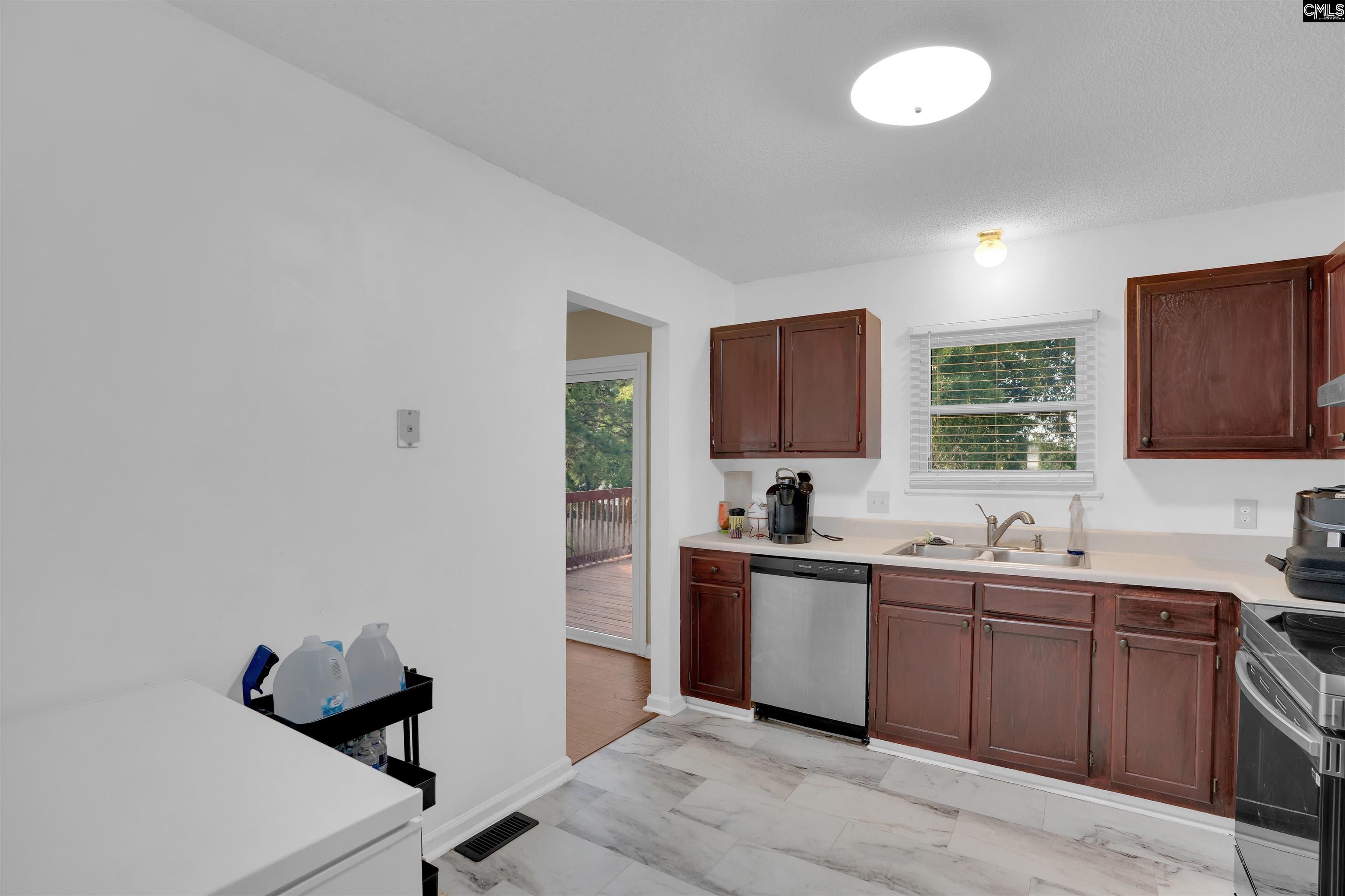 320 Trowbridge Road Columbia, SC 29229