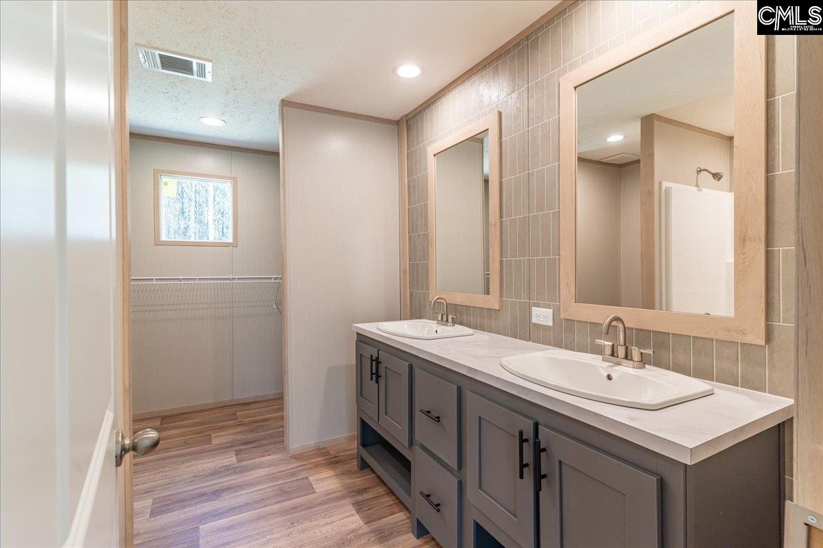 832 Horses Neck Road Swansea, SC 29160