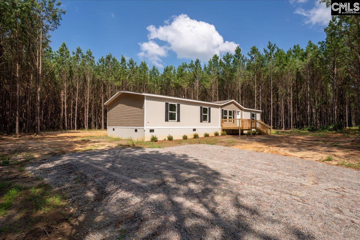 832 Horses Neck Road Swansea, SC 29160