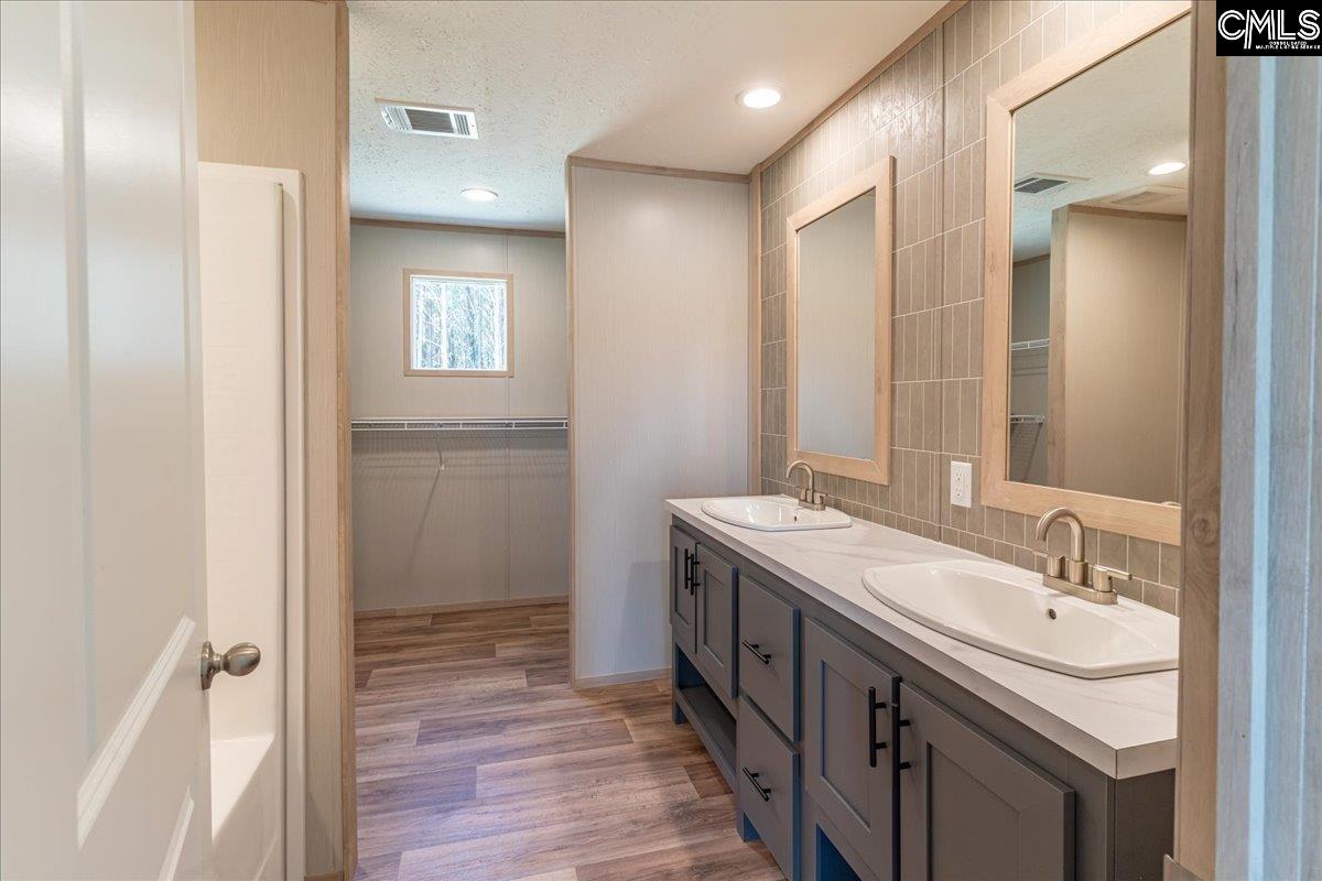 852 Horses Neck Road Swansea, SC 29160