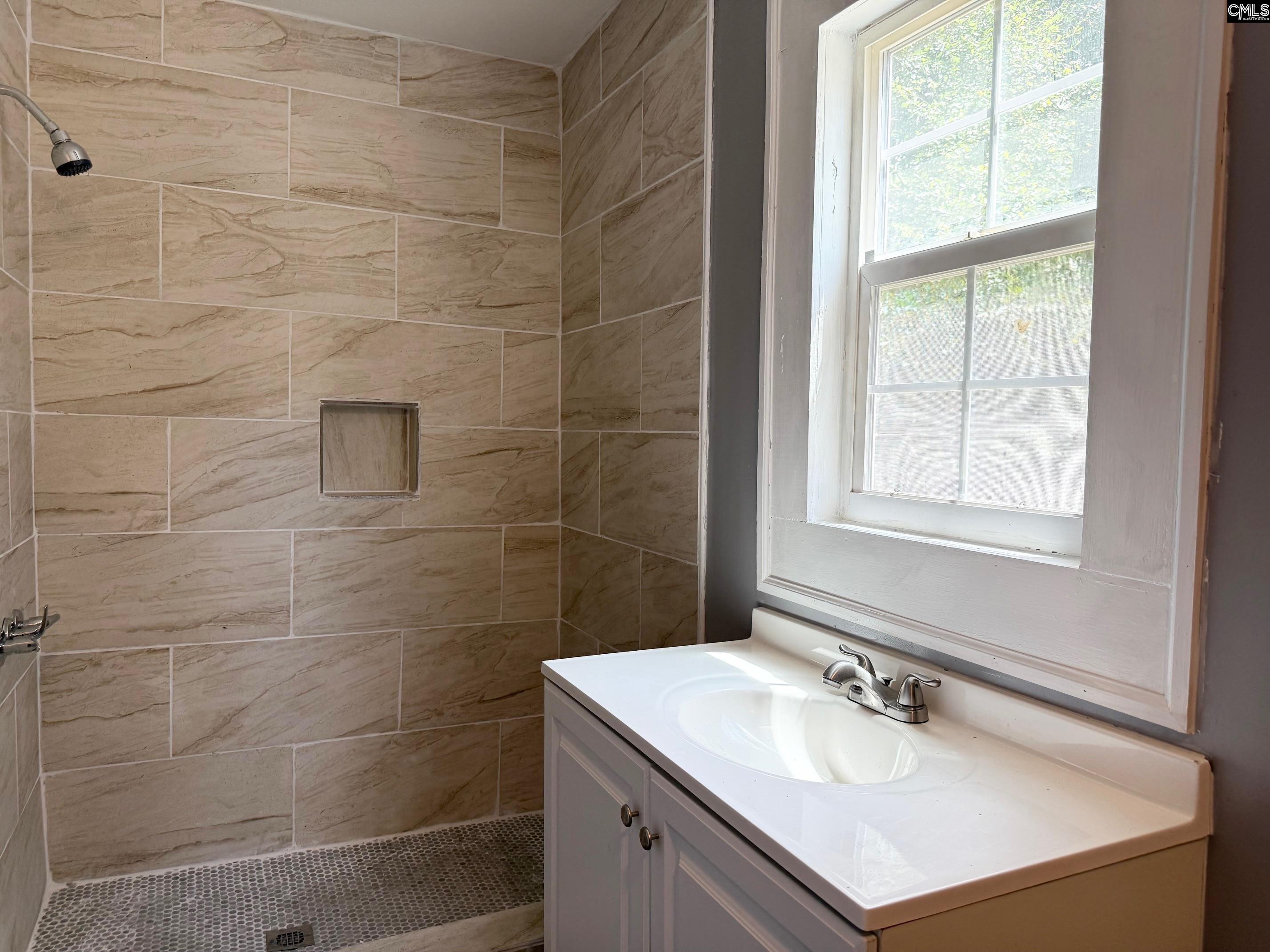 4021 Fork Hill Road Kershaw, SC 29067-8625