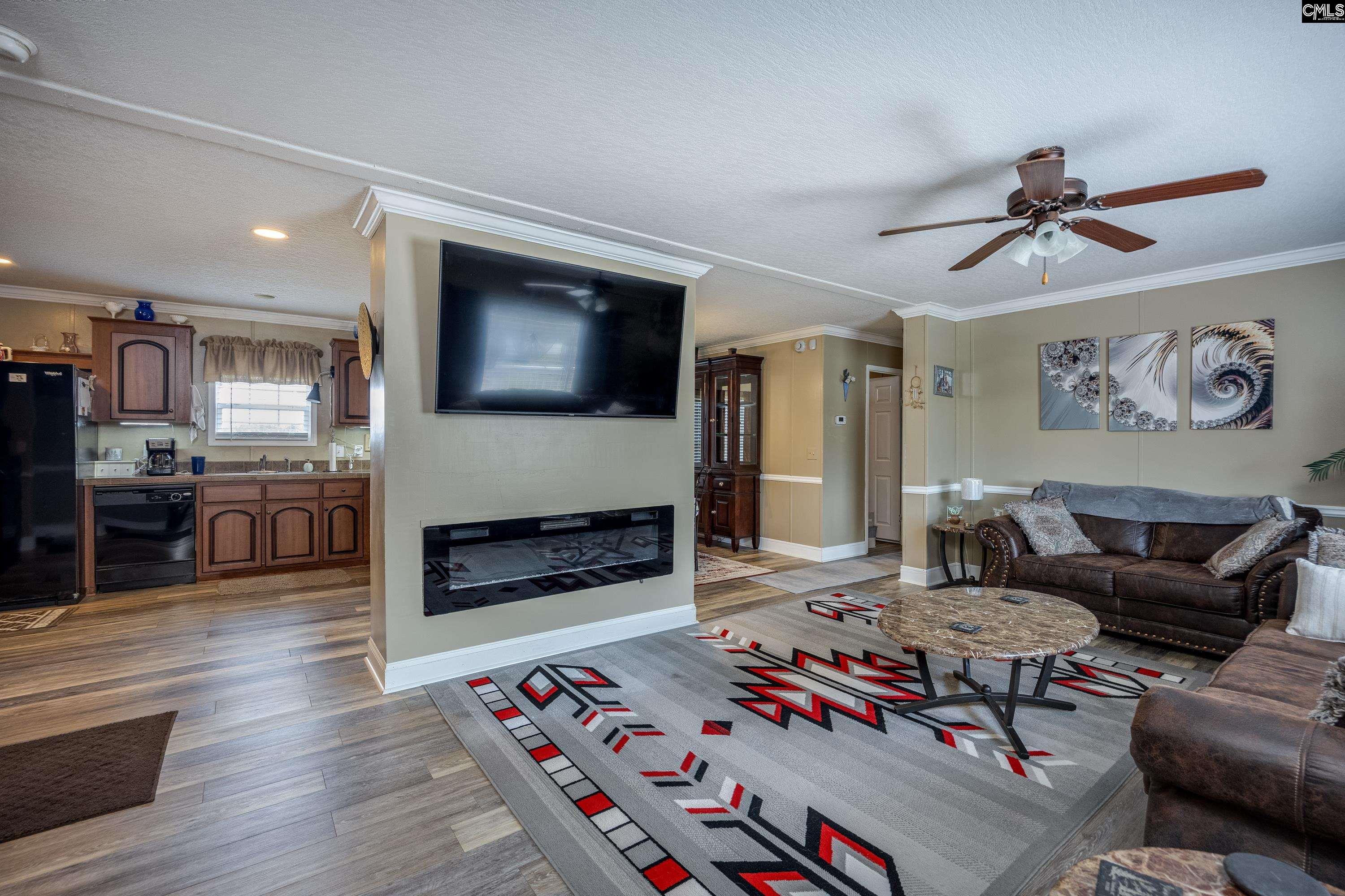 2715 Lucknow Road Bishopville, SC 29210