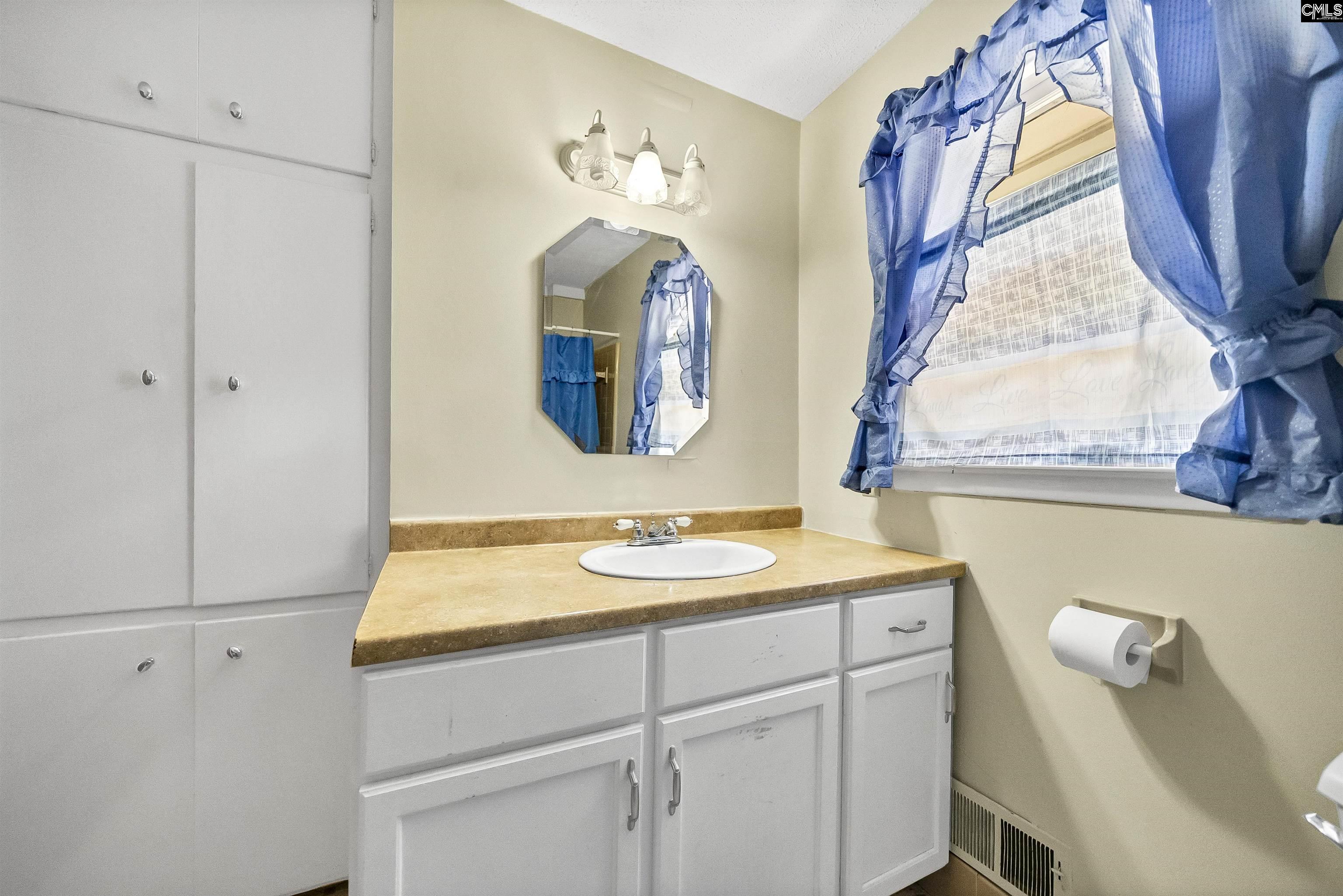 1509 Nunamaker Drive Columbia, SC 29210