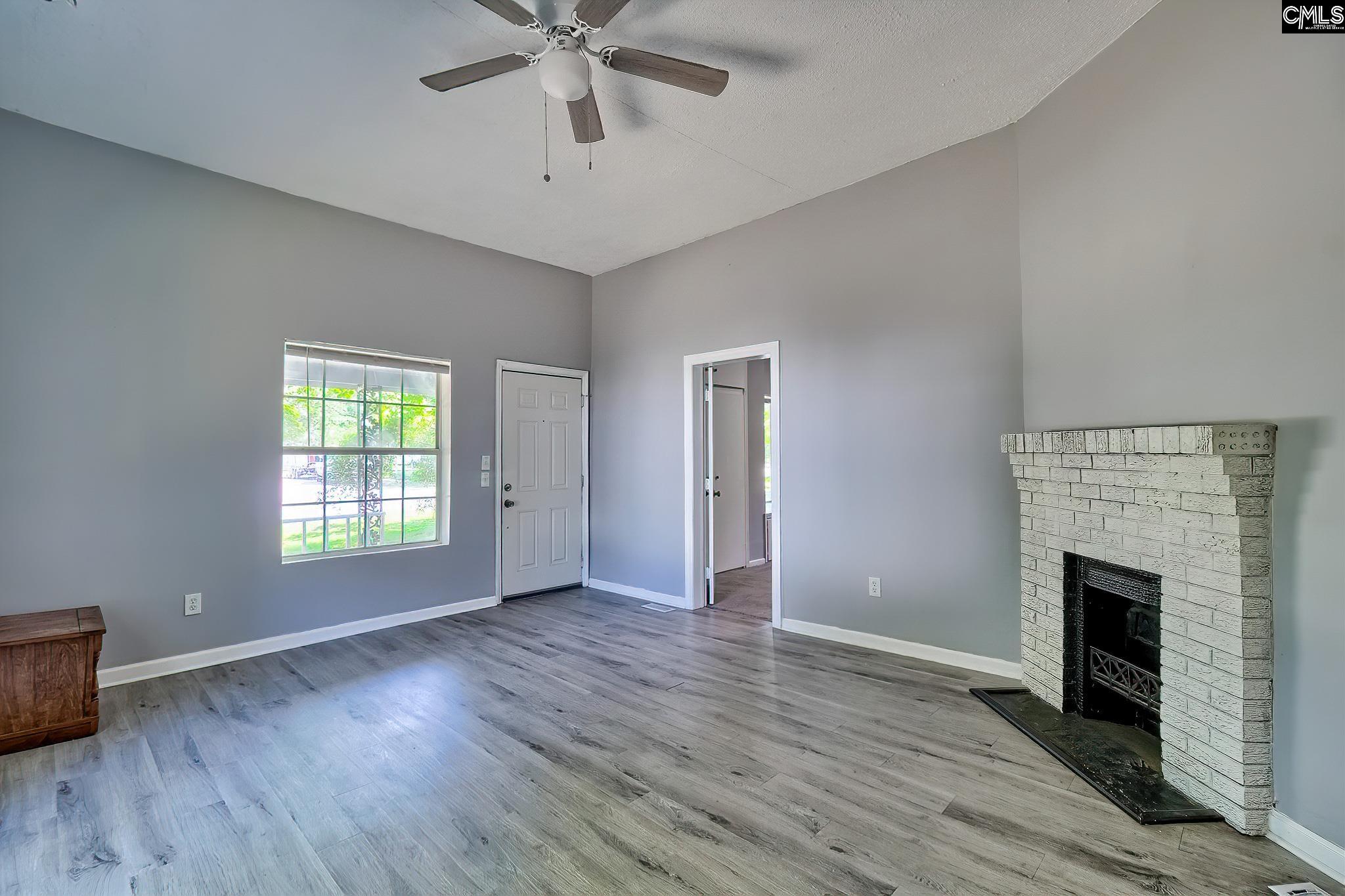 216 Summerland Avenue Batesburg, SC 29006-1325