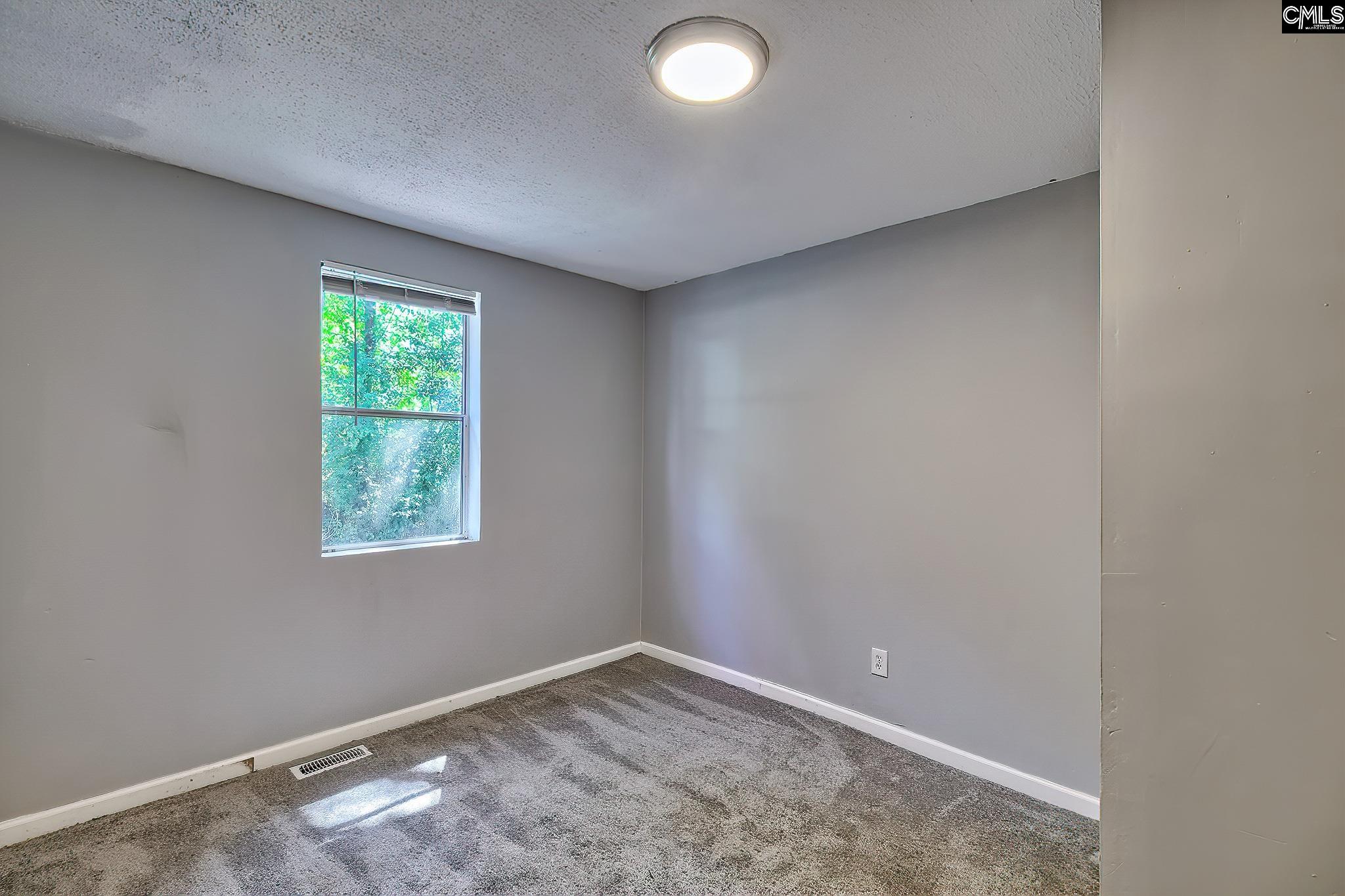 216 Summerland Avenue Batesburg, SC 29006-1325