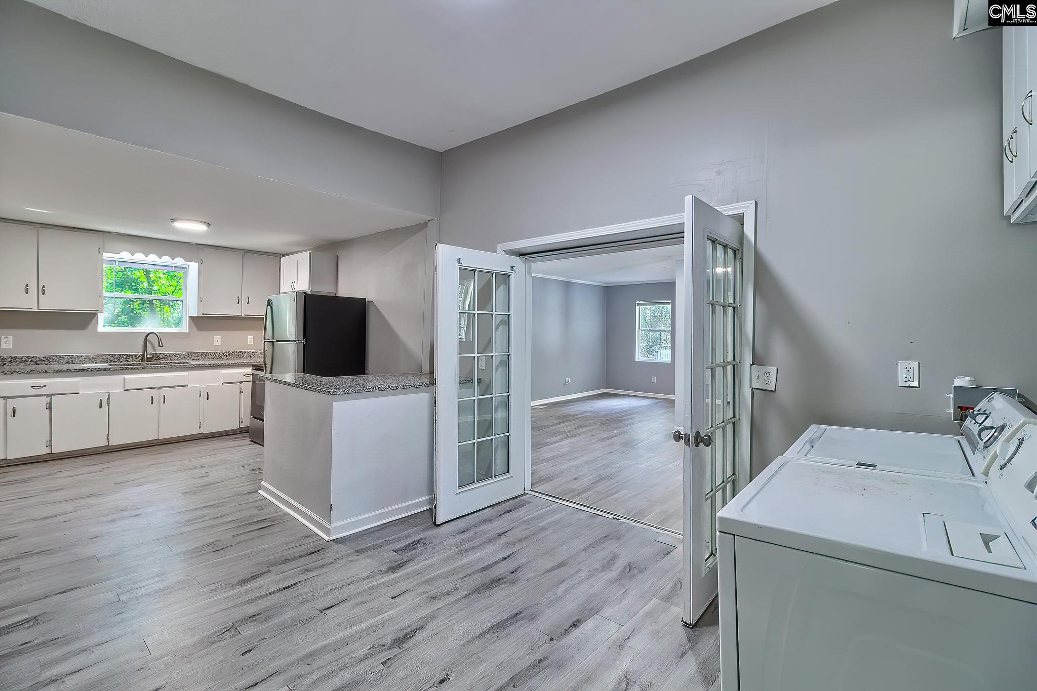 216 Summerland Avenue Batesburg, SC 29006-1325