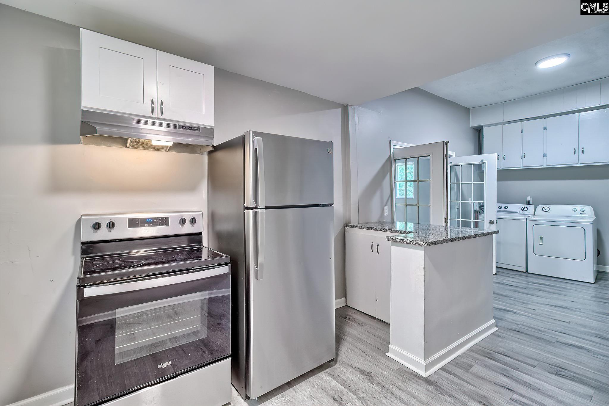216 Summerland Avenue Batesburg, SC 29006-1325