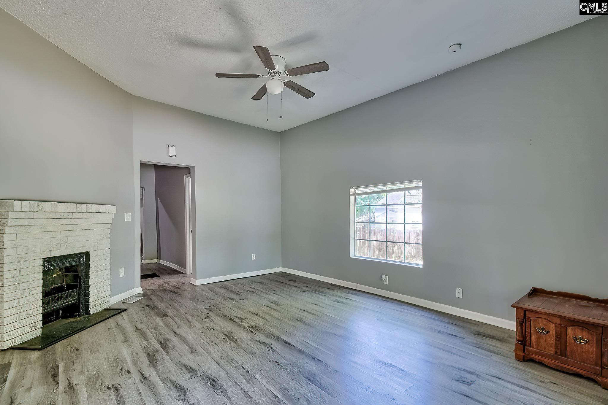 216 Summerland Avenue Batesburg, SC 29006-1325