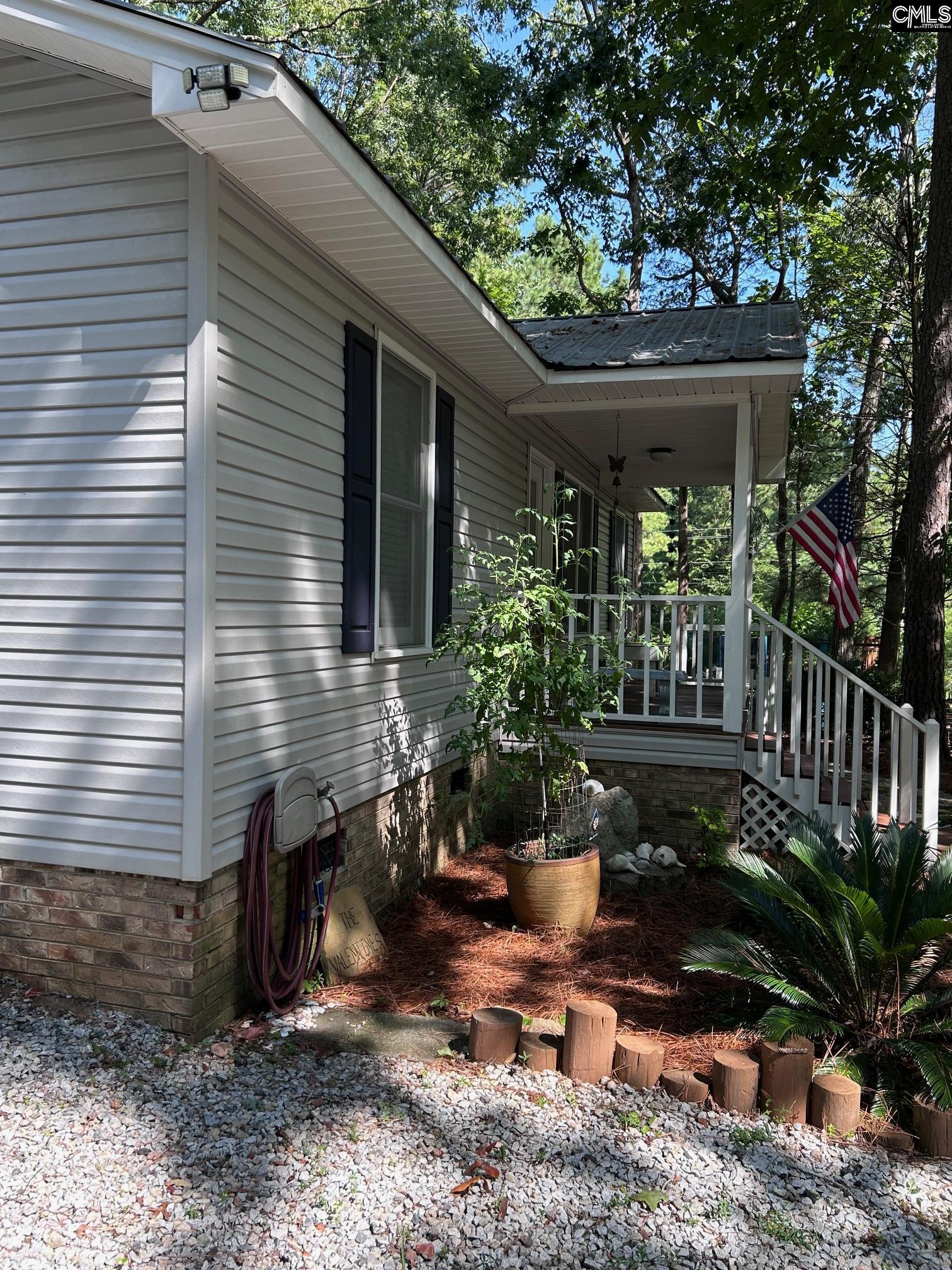 195 Lexington Lane Chapin, SC 29036