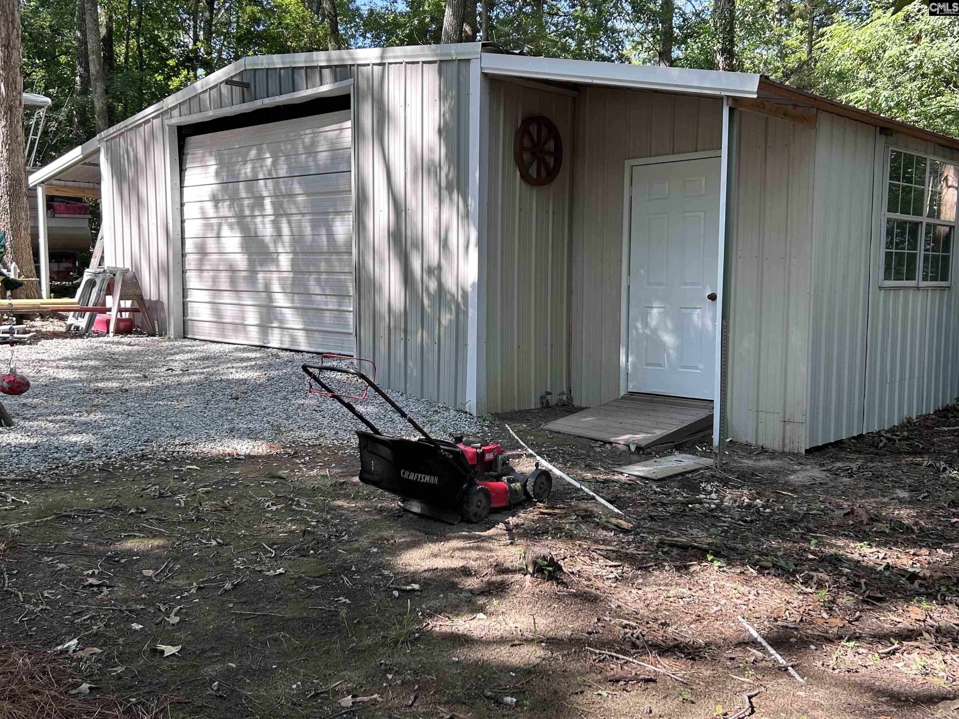 195 Lexington Lane Chapin, SC 29036