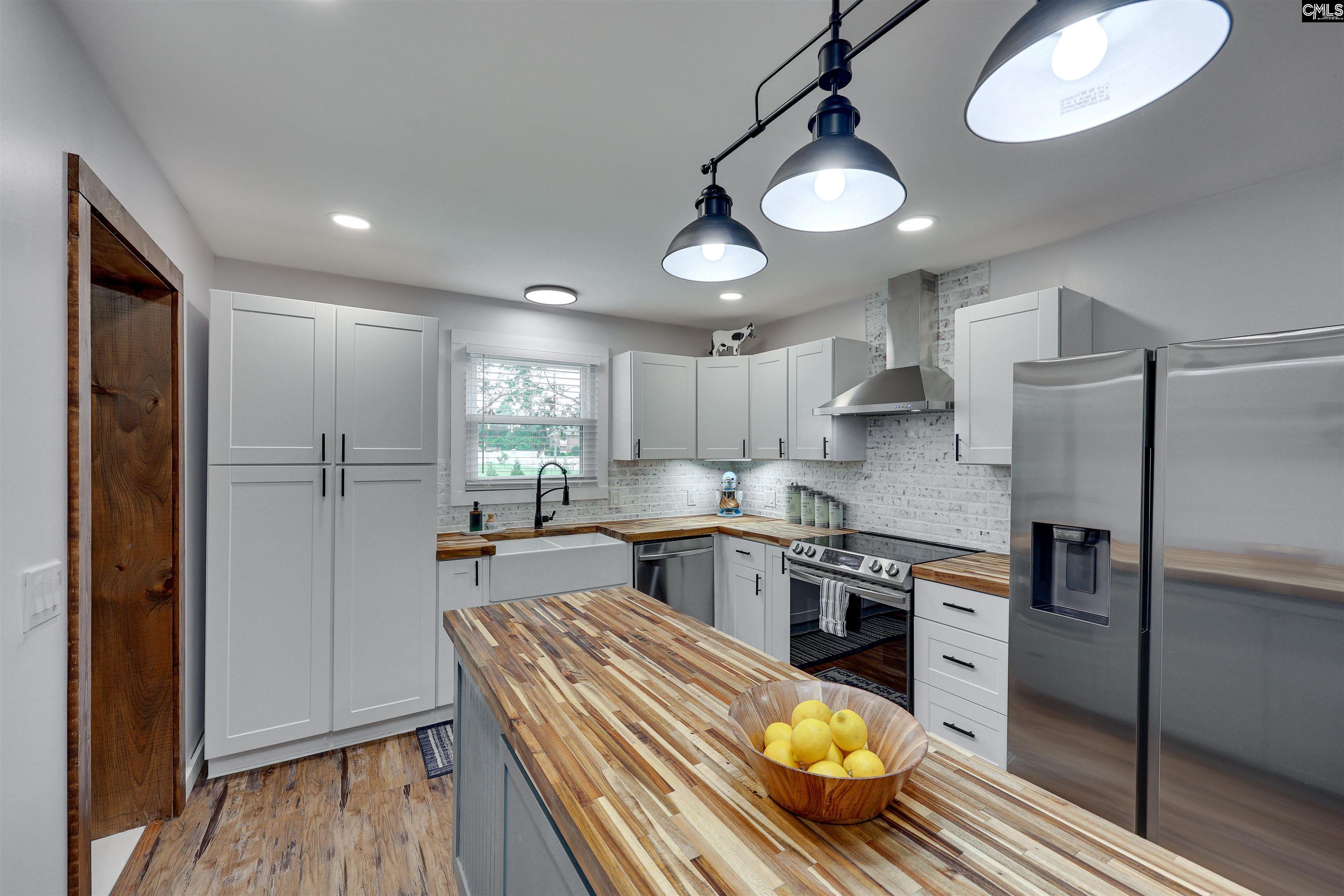 112 Community Drive Lexington, SC 29073