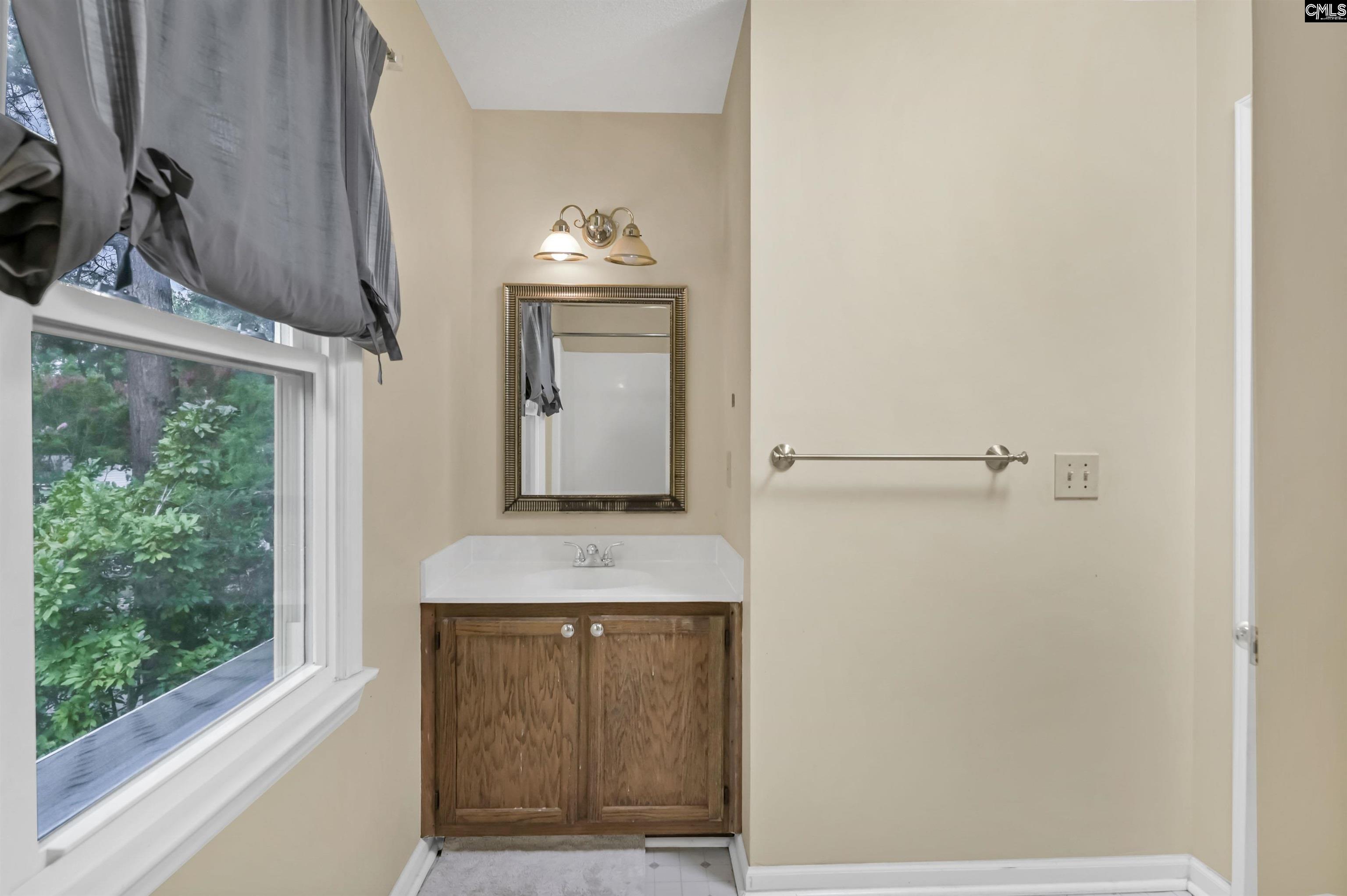 1607 Willow Creek Lane Columbia, SC 29212