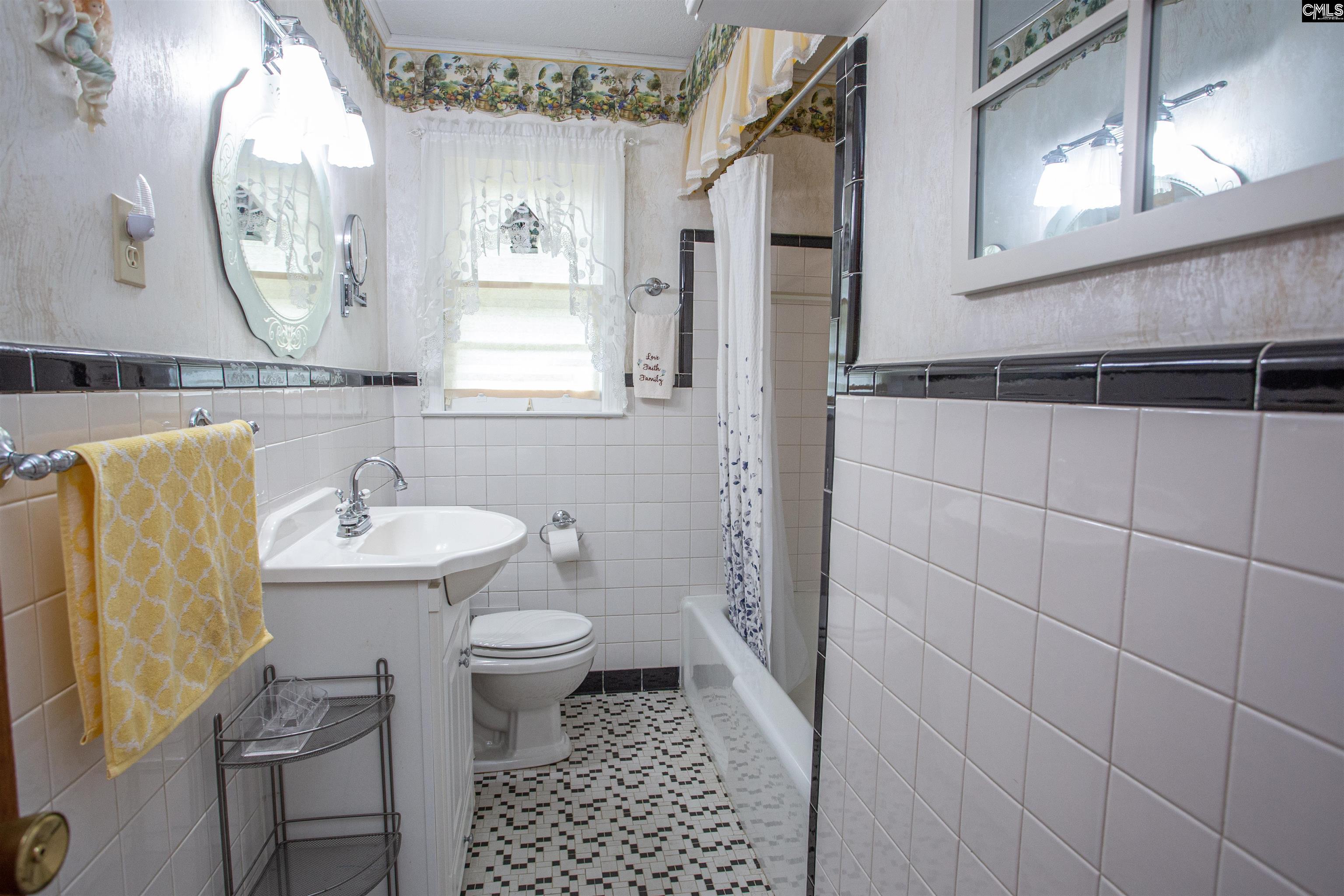 1202 Dubose Court Camden, SC 29020-0000