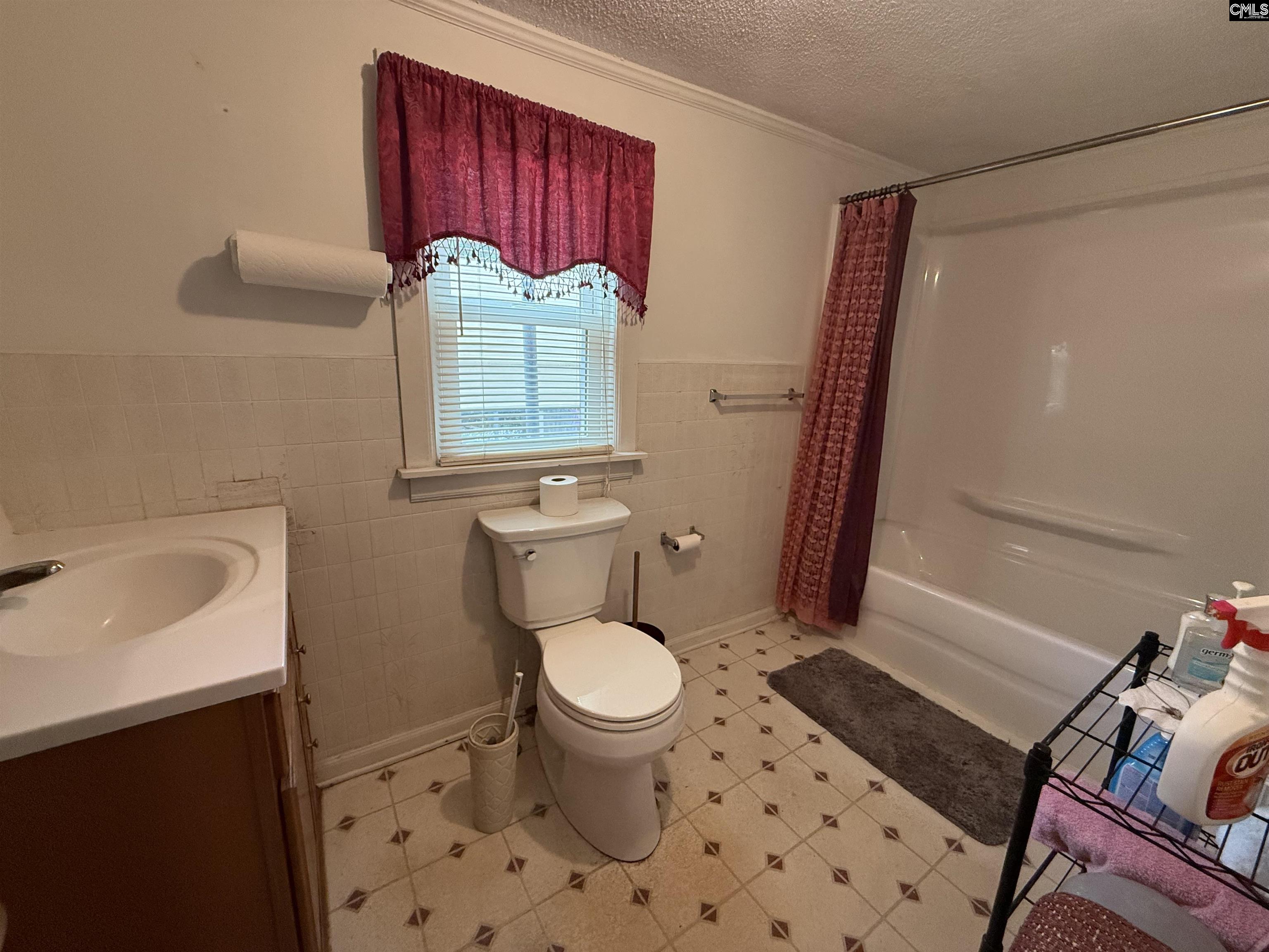 757 Shelton Ferry Road Whitmire, SC 29178