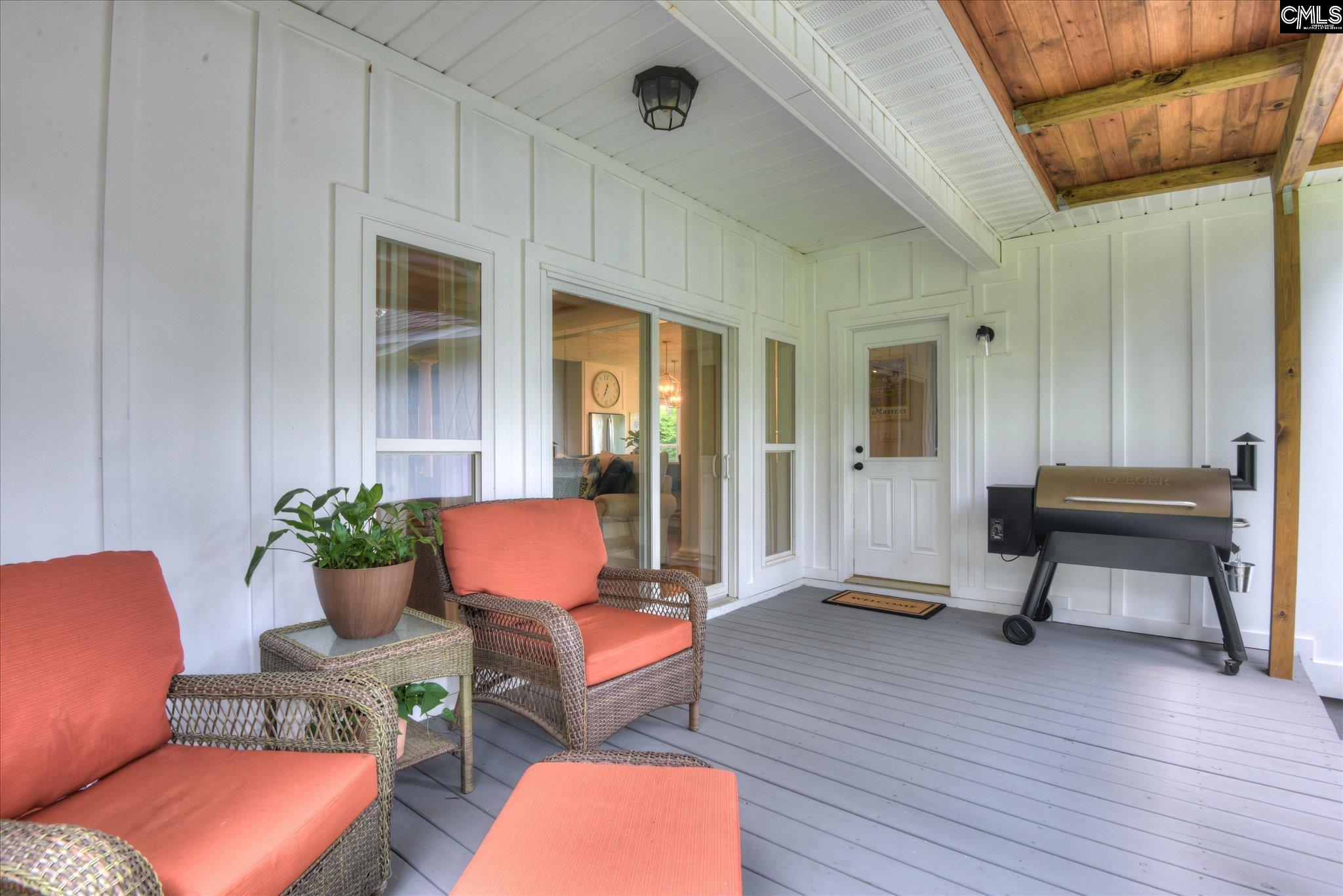 395 New Cut Road Edgefield, SC 29824