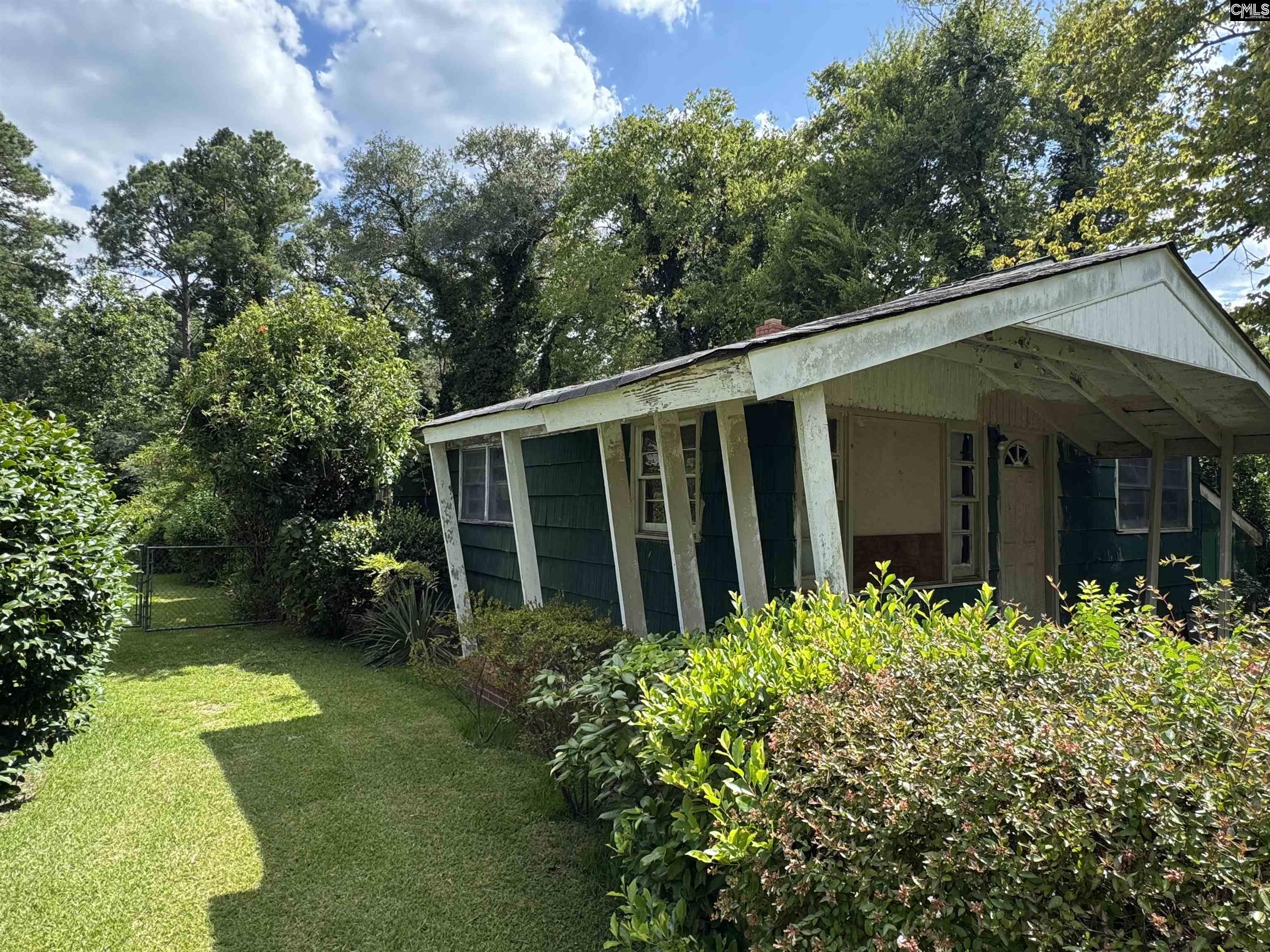 715 Pine Street Camden, SC 29020