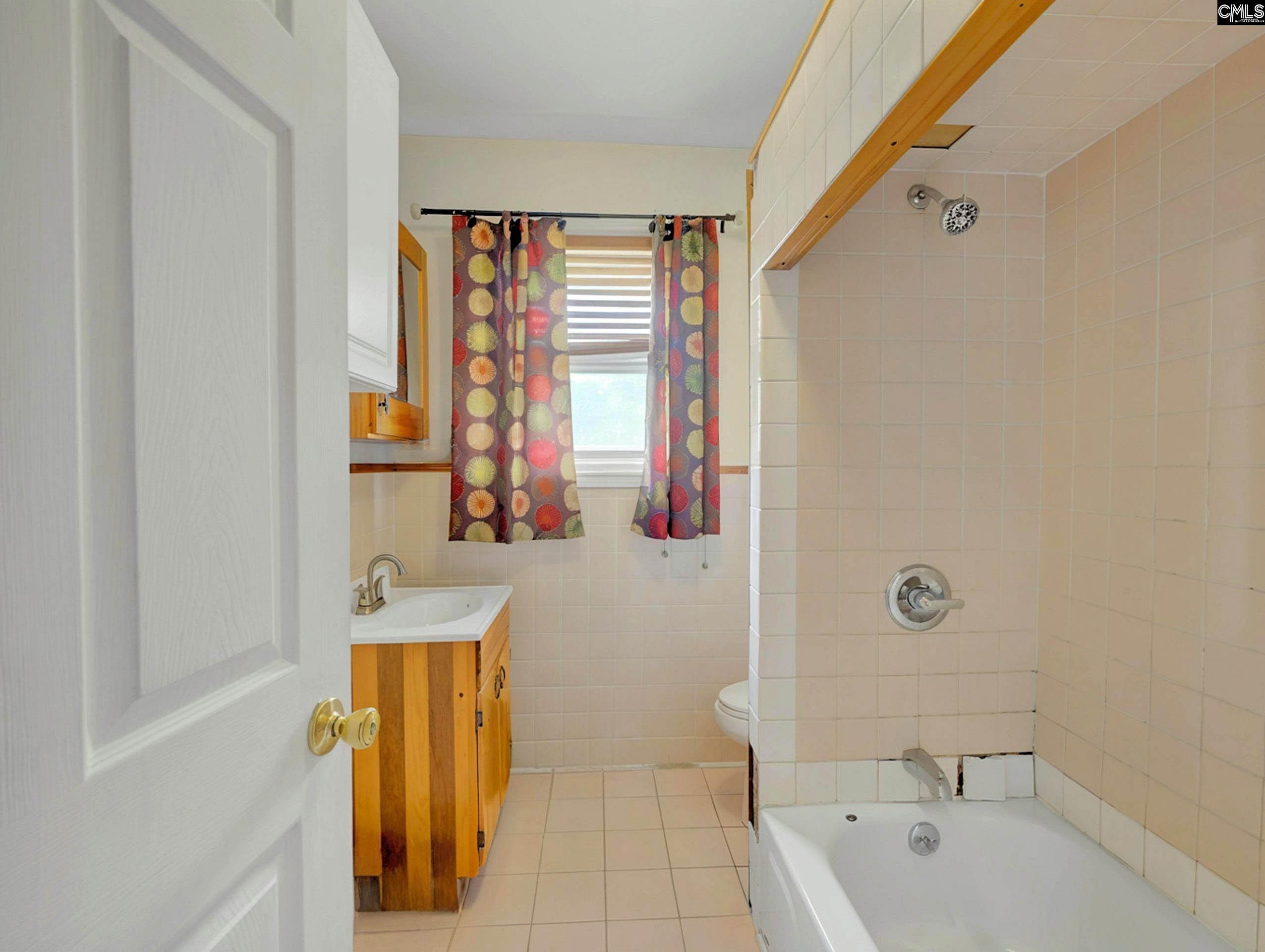 3620 Bolden Dalzell, SC 29040