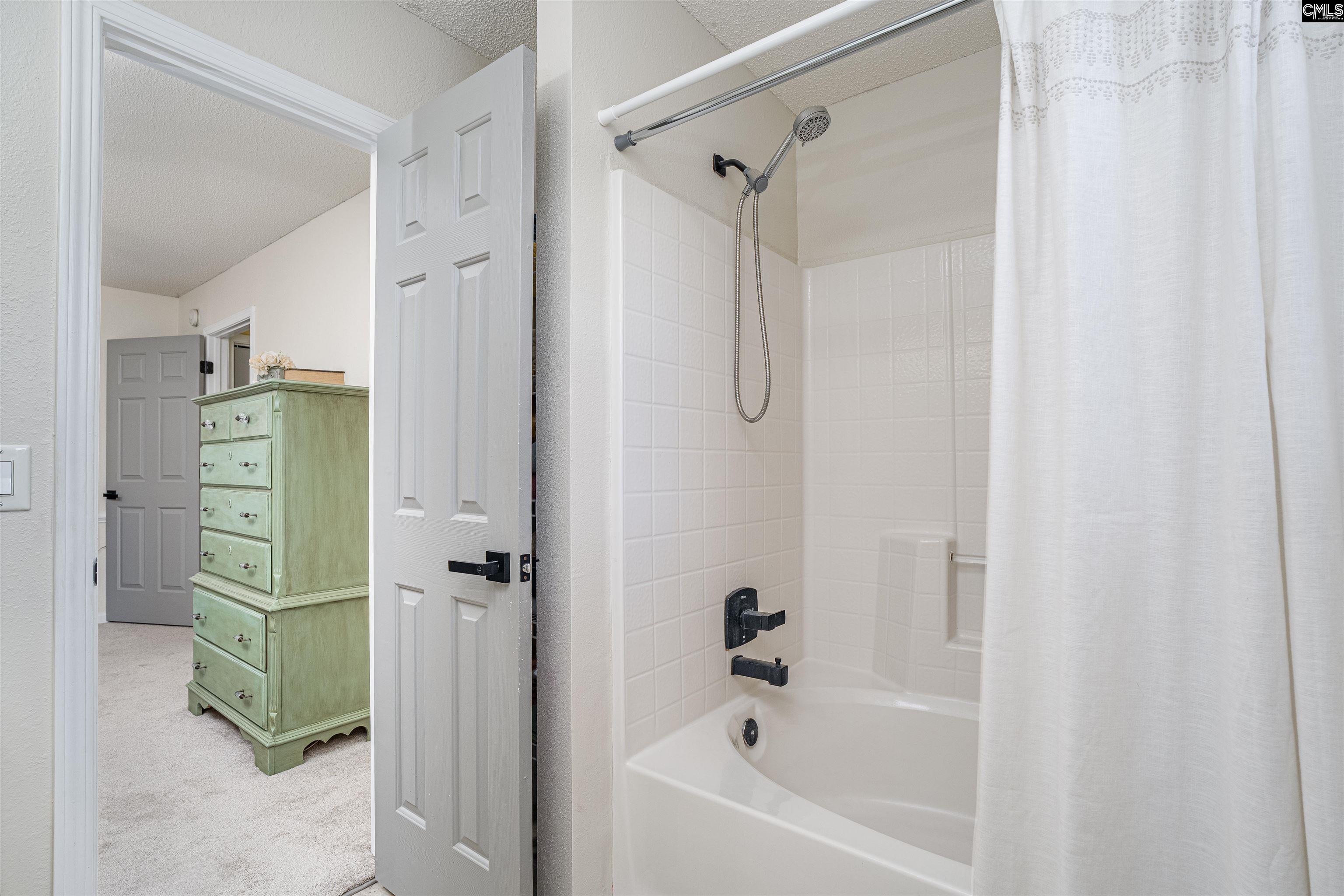 128 Legend Oaks Drive Columbia, SC 29229