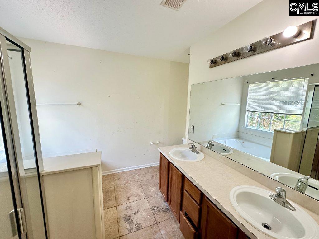 229 Keystone Drive Hopkins, SC 29061-8219
