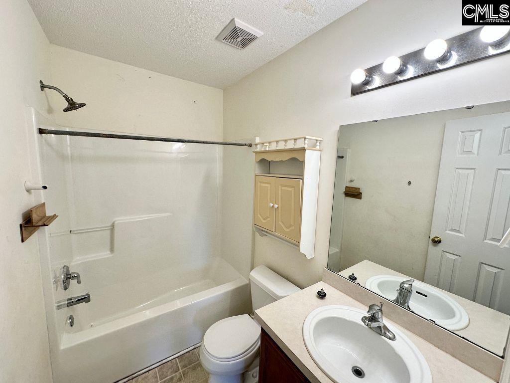 229 Keystone Drive Hopkins, SC 29061-8219