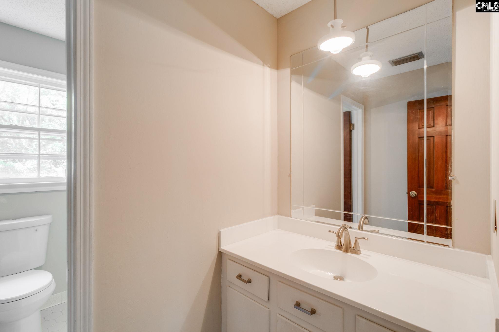 1605 Quail Lake Drive West Columbia, SC 29169