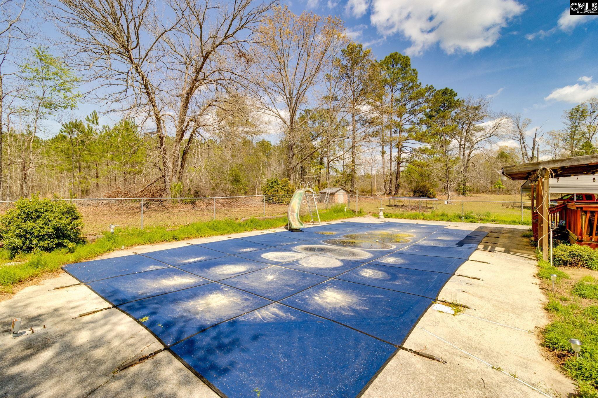 5413 Old Leesburg Road Hopkins, SC 29061