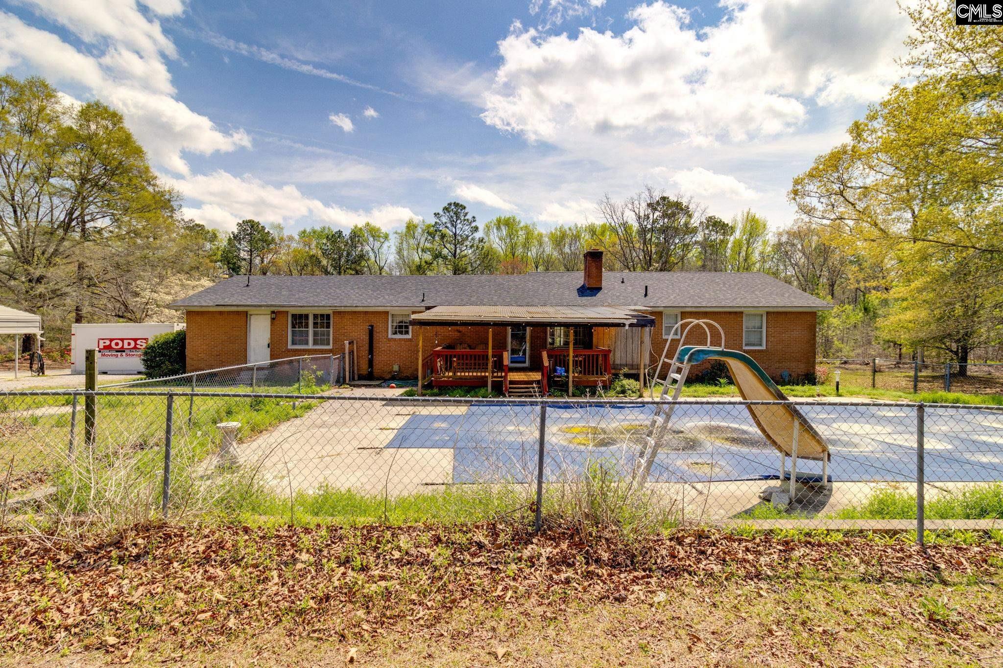 5413 Old Leesburg Road Hopkins, SC 29061