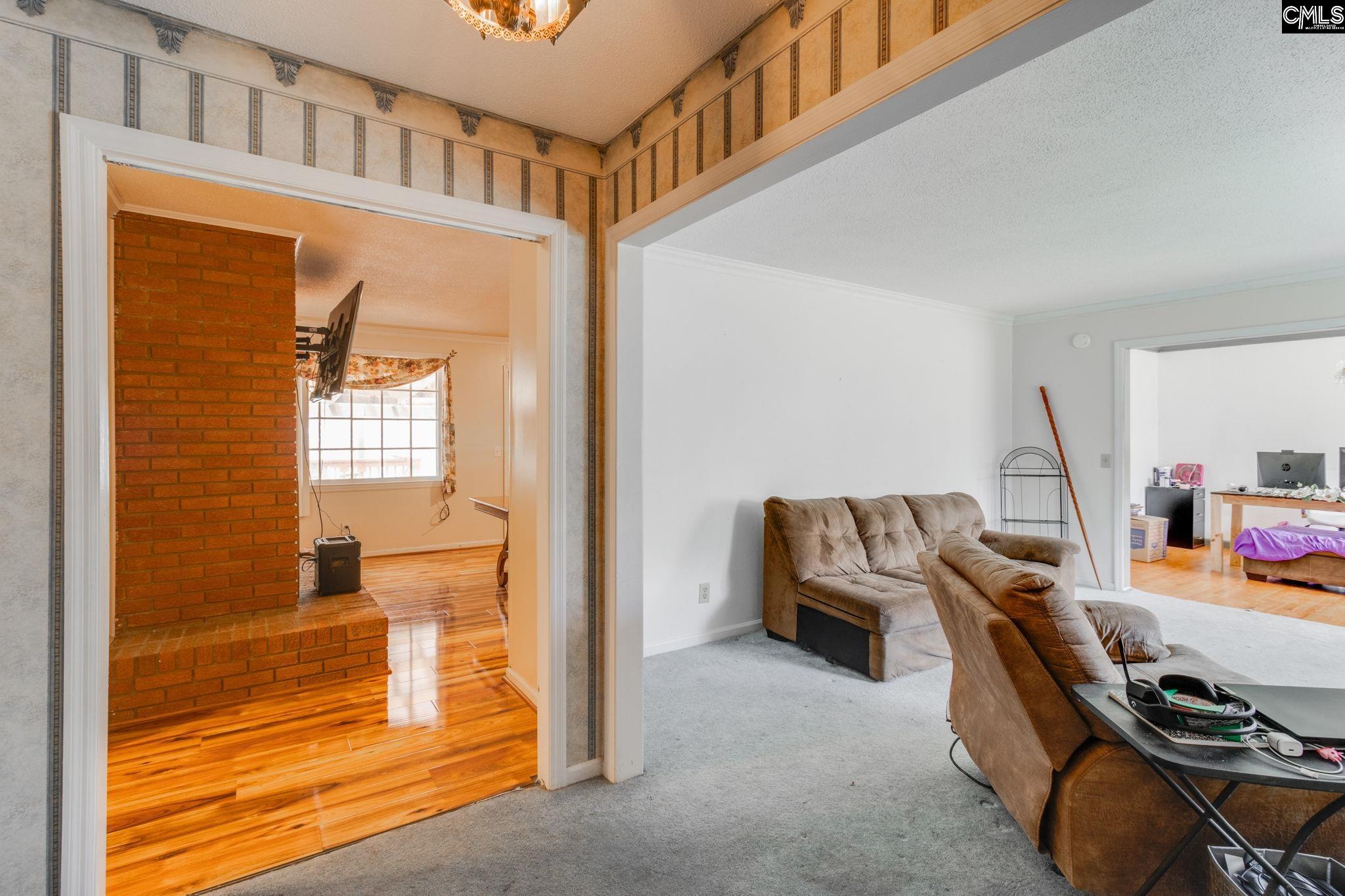 5413 Old Leesburg Road Hopkins, SC 29061