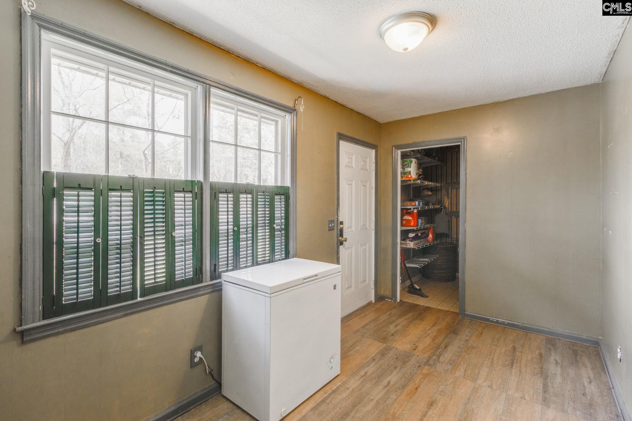 5413 Old Leesburg Road Hopkins, SC 29061