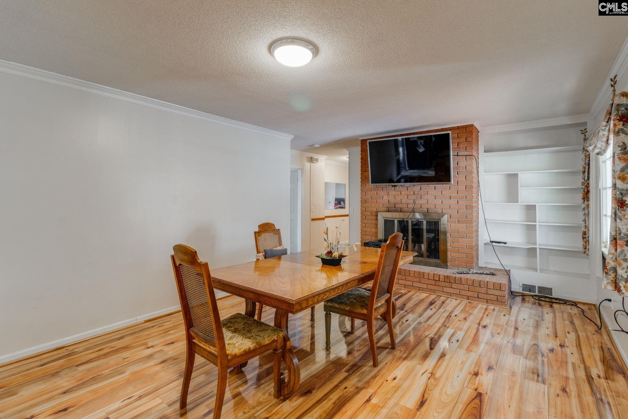 5413 Old Leesburg Road Hopkins, SC 29061