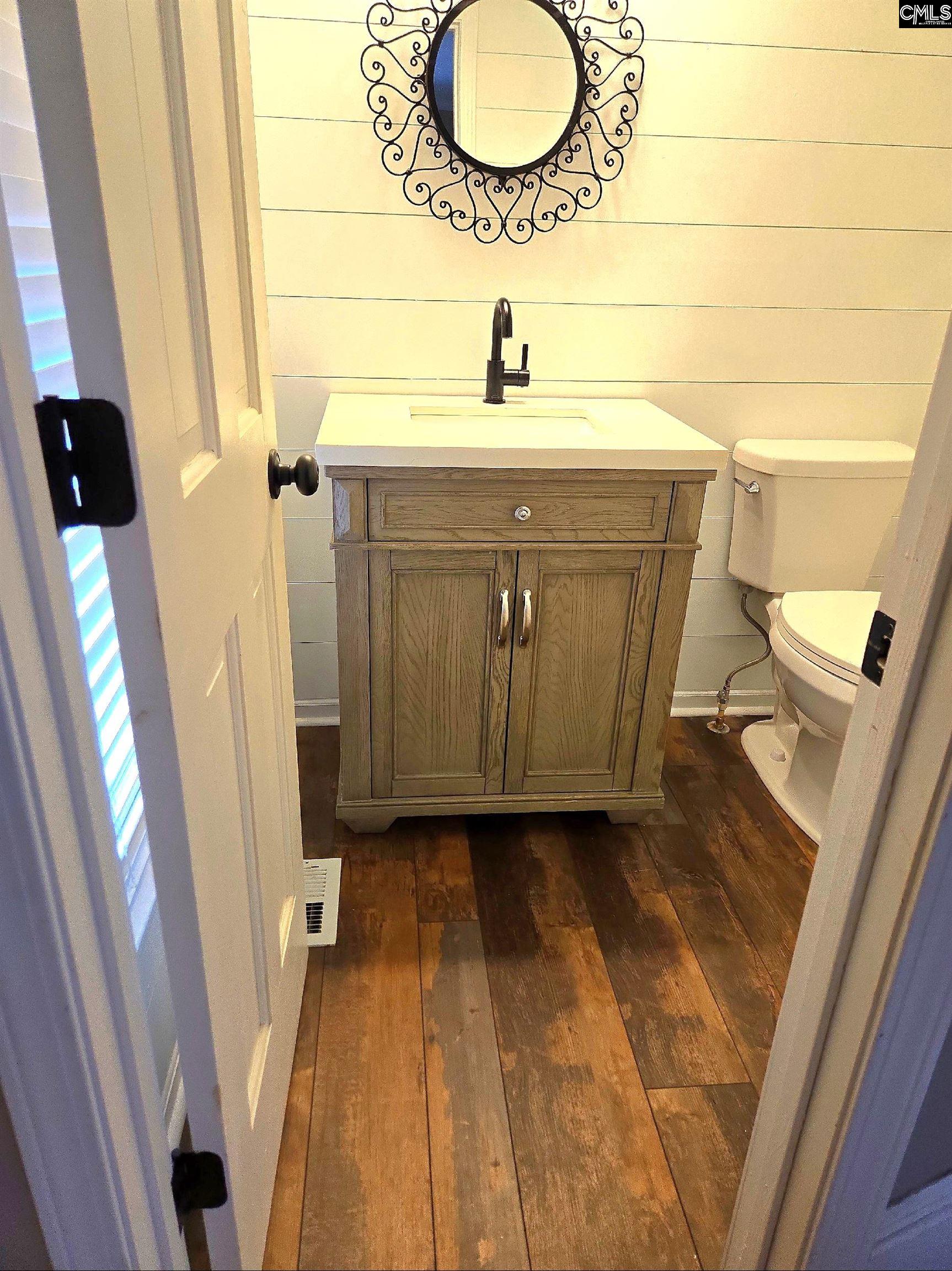 261 Long Saluda, SC 29138