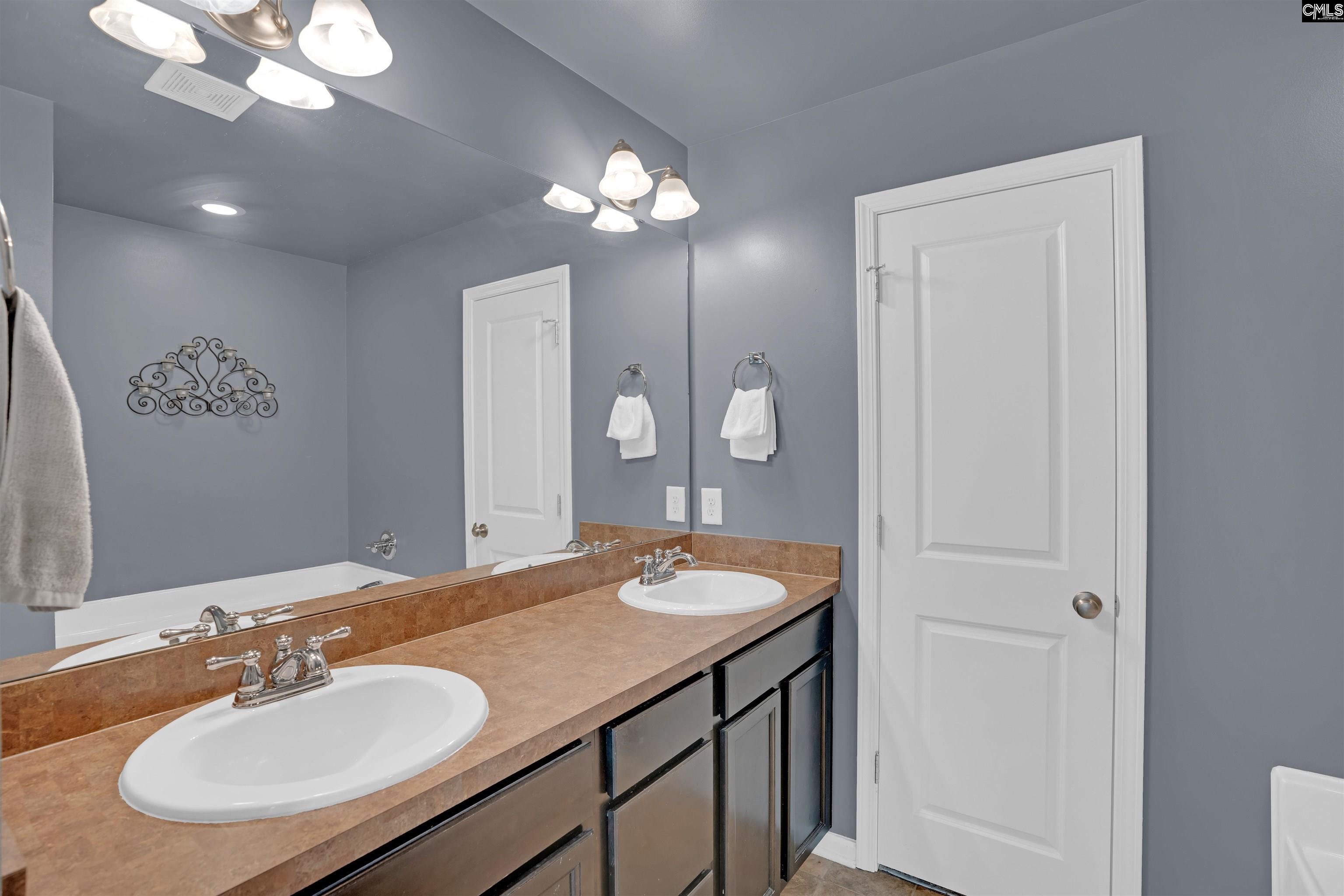 1320 Poinsett Loop Columbia, SC 29209