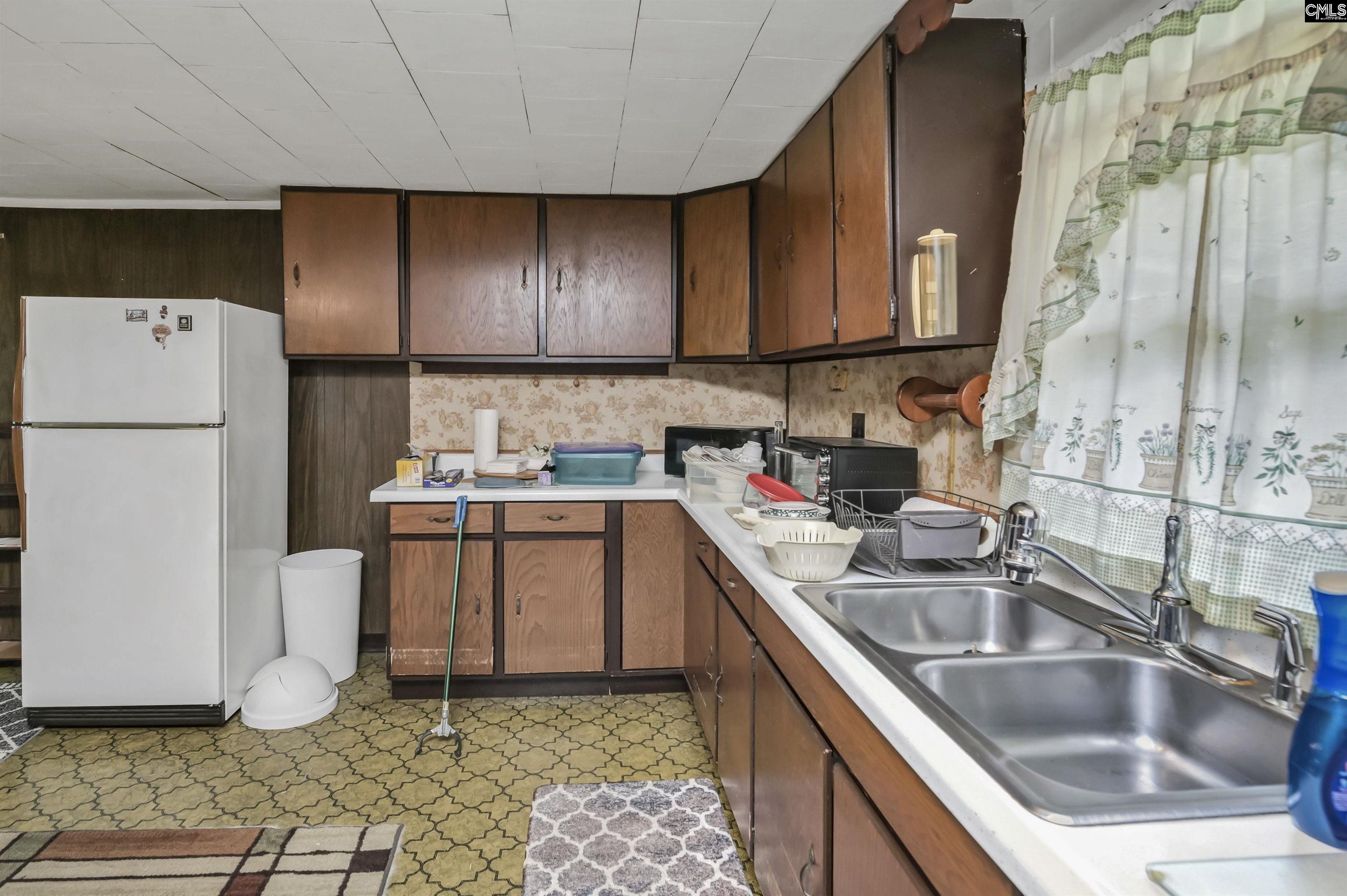 1050 Boiling Springs Road Lexington, SC 29073