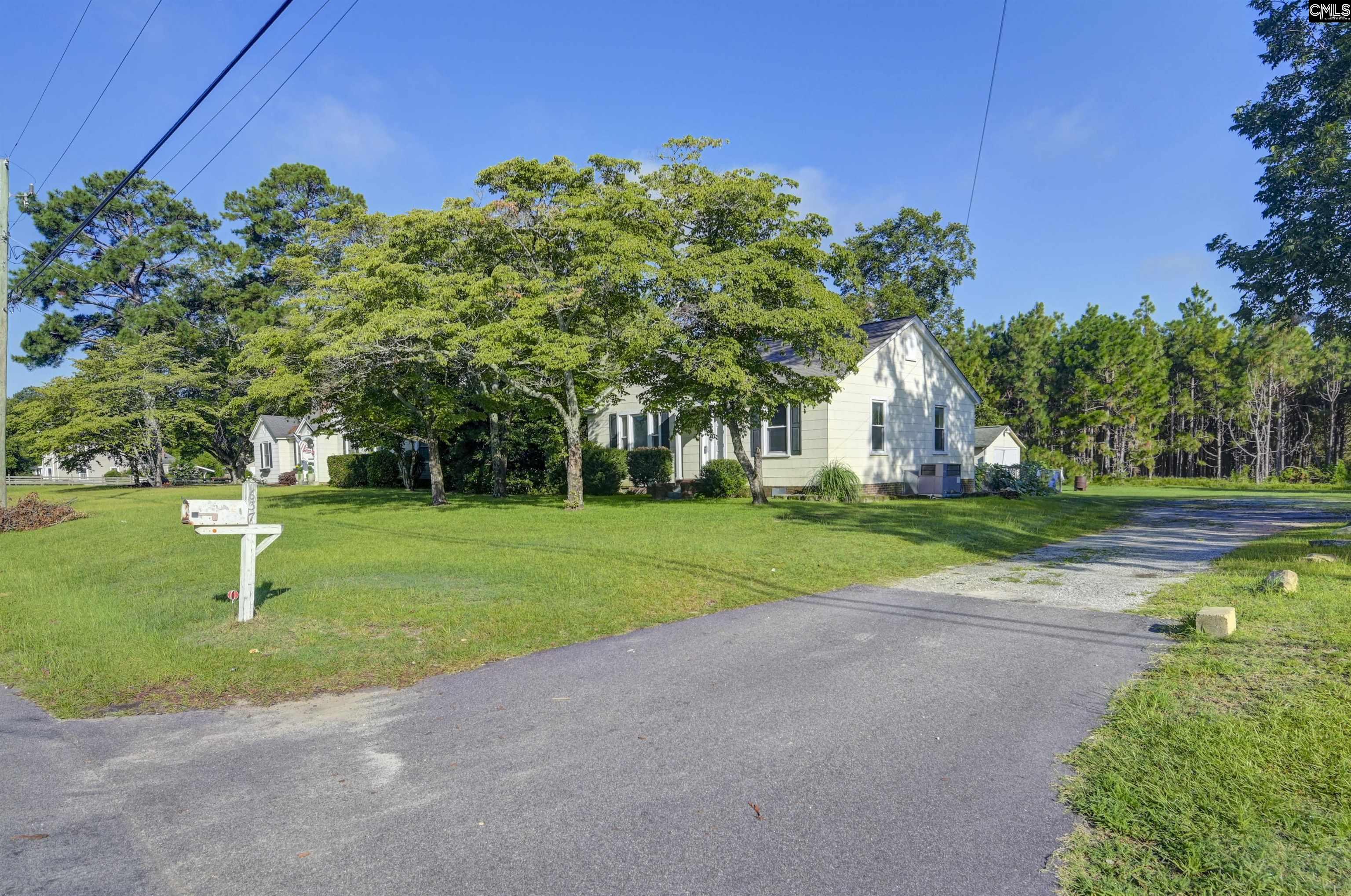 637 E Church Street Leesville, SC 29070